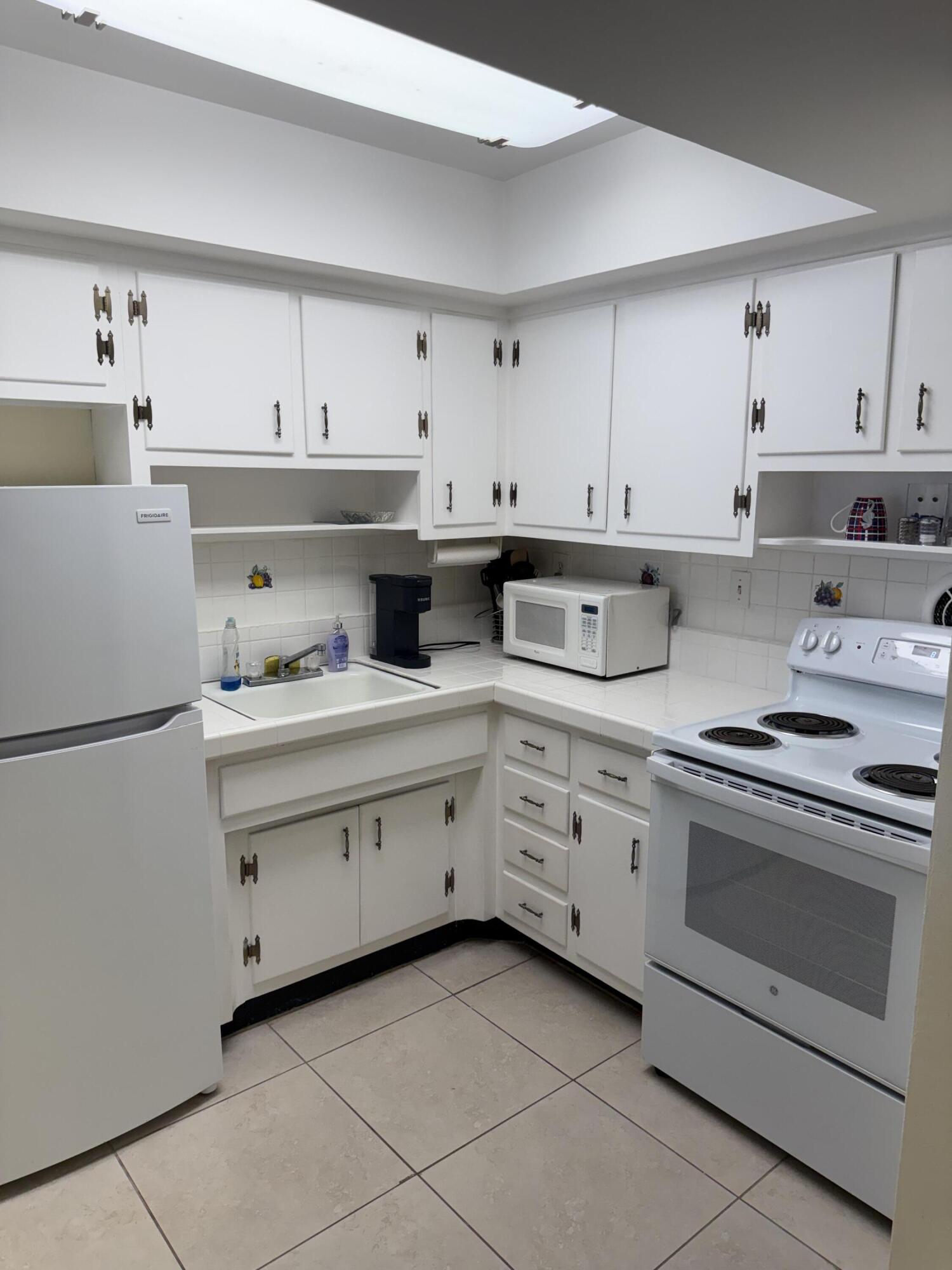 DURHAM APARTMENTS CONDO - Residential Lease