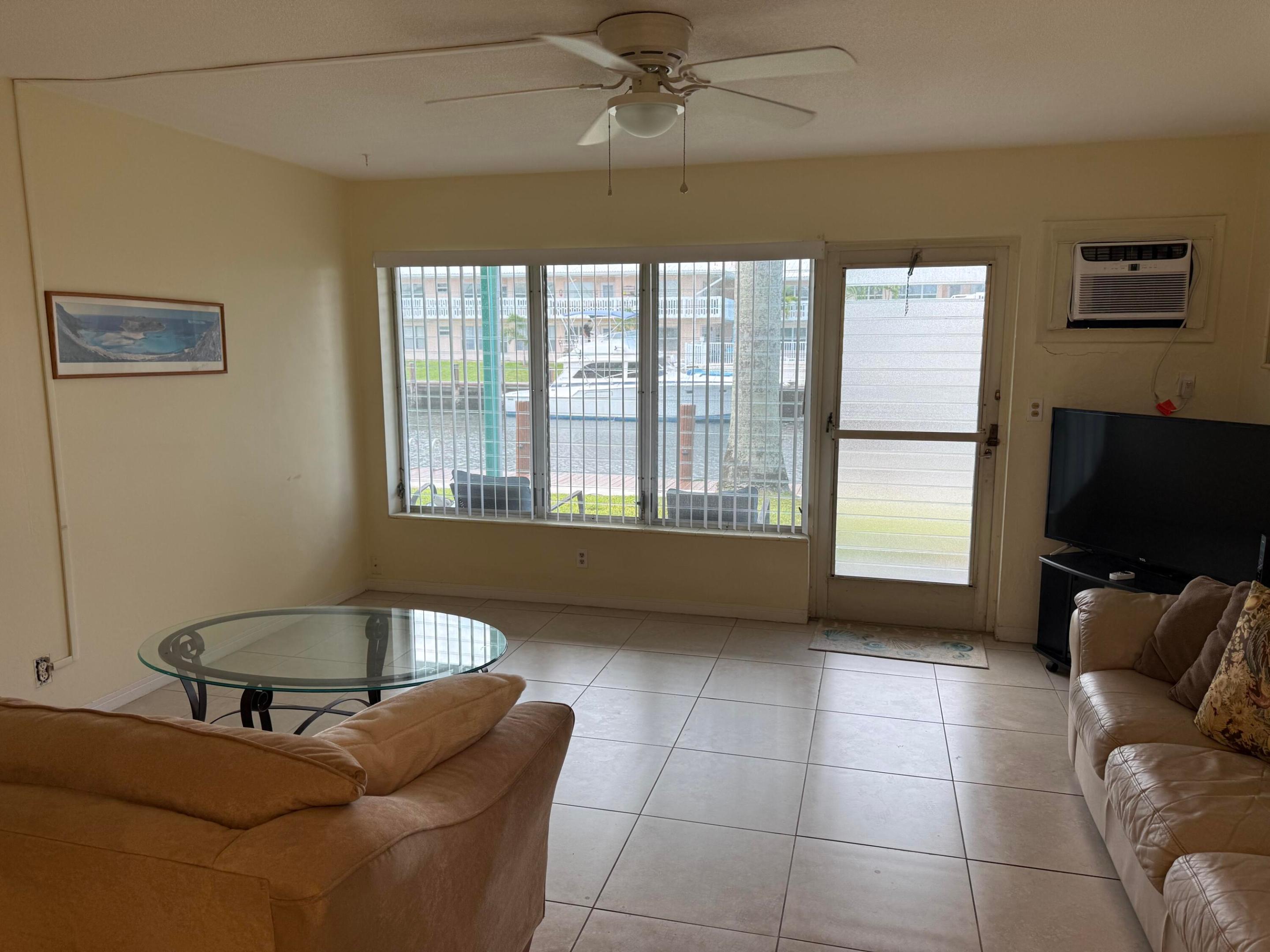 DURHAM APARTMENTS CONDO - Residential Lease