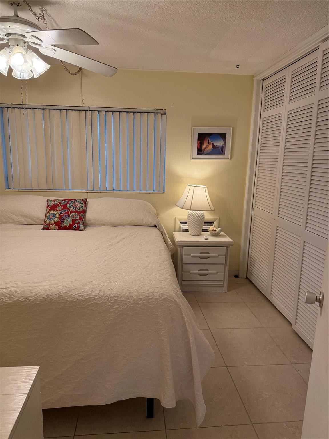 DURHAM APARTMENTS CONDO - Residential Lease