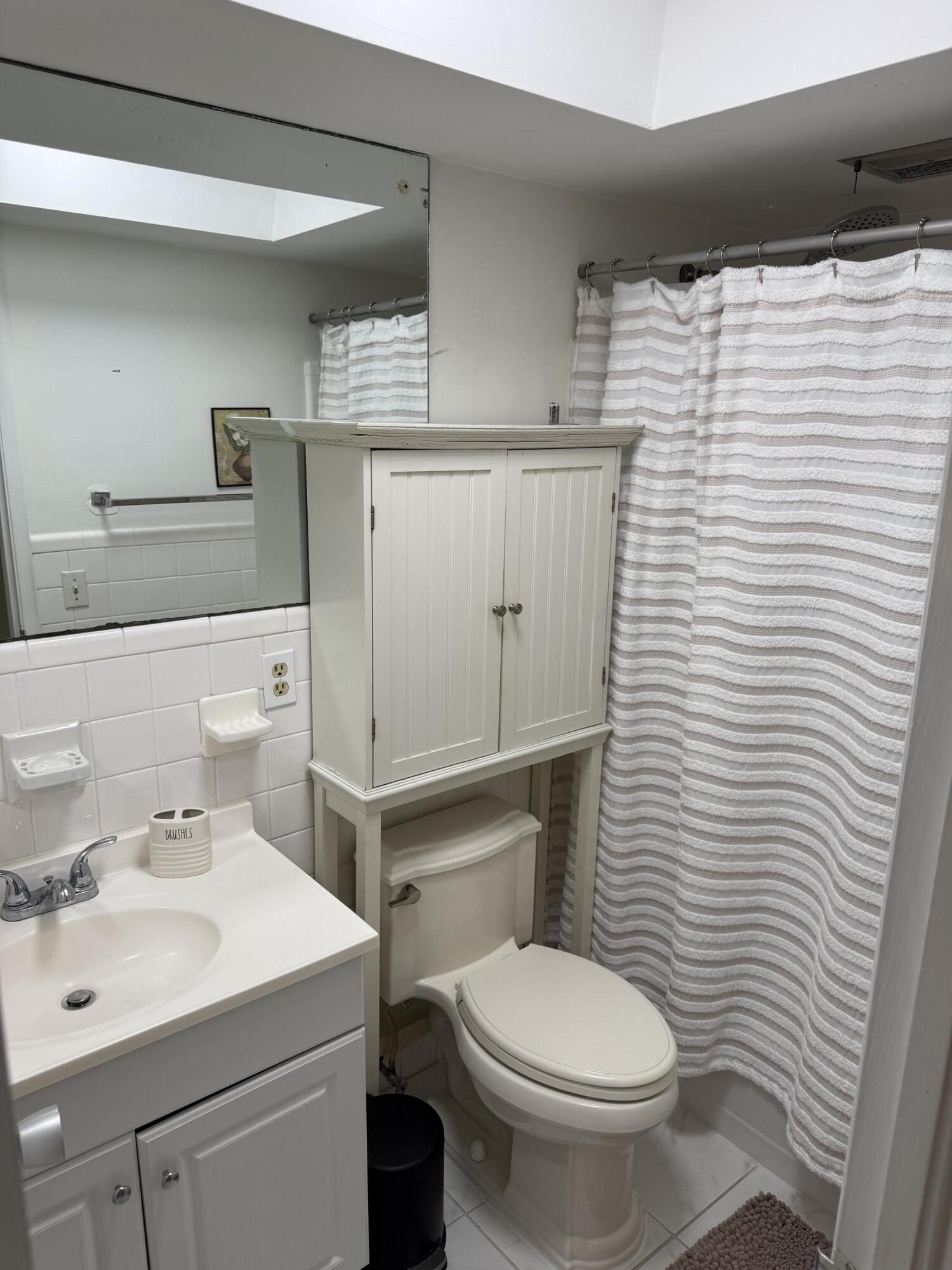 DURHAM APARTMENTS CONDO - Residential Lease