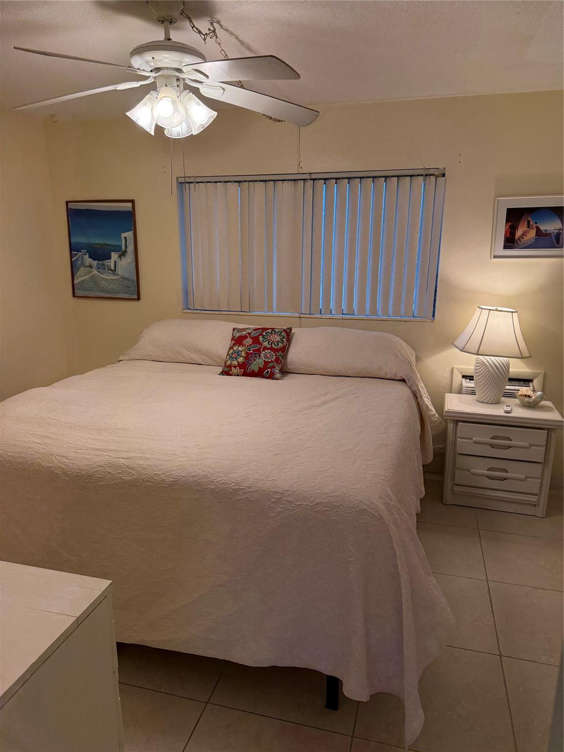 DURHAM APARTMENTS CONDO - Residential Lease
