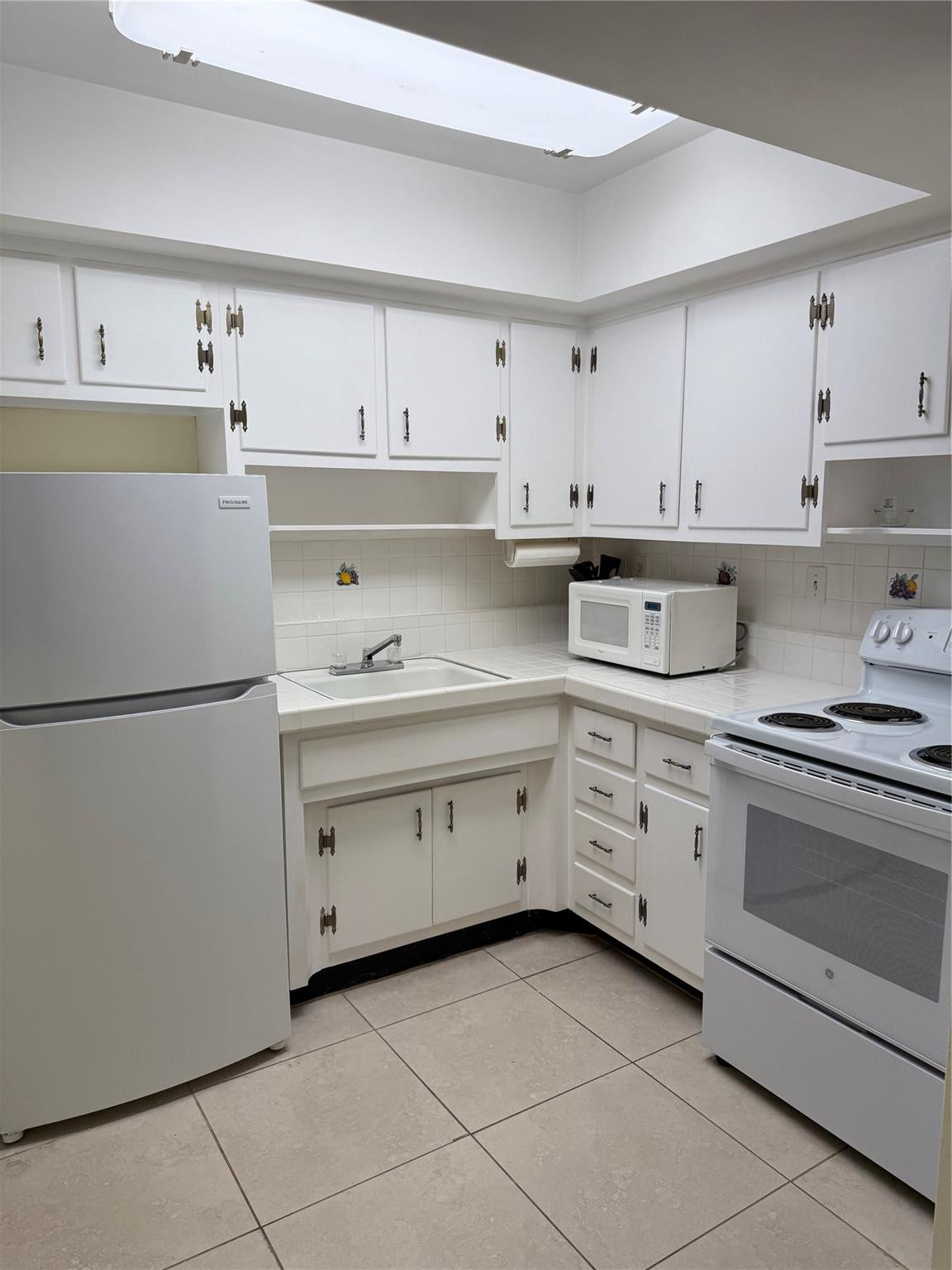DURHAM APARTMENTS CONDO - Residential Lease