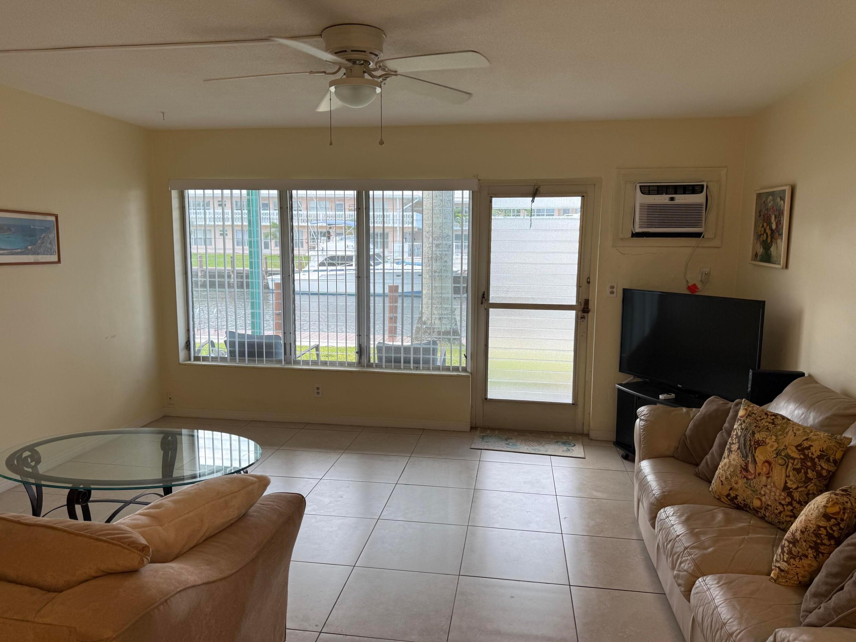 DURHAM APARTMENTS CONDO - Residential Lease