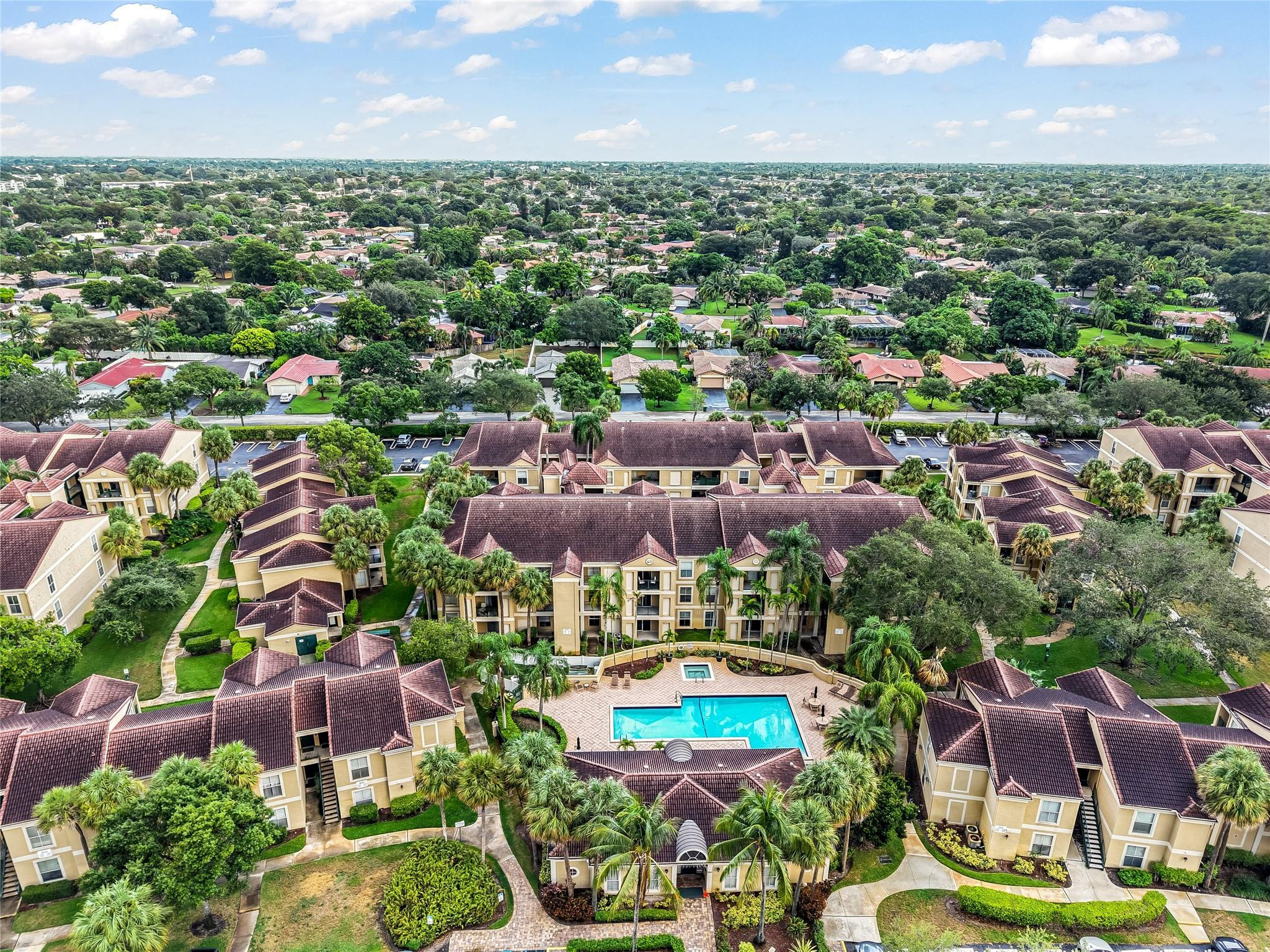 SAVANNAH AT RIVERSIDE - Residential