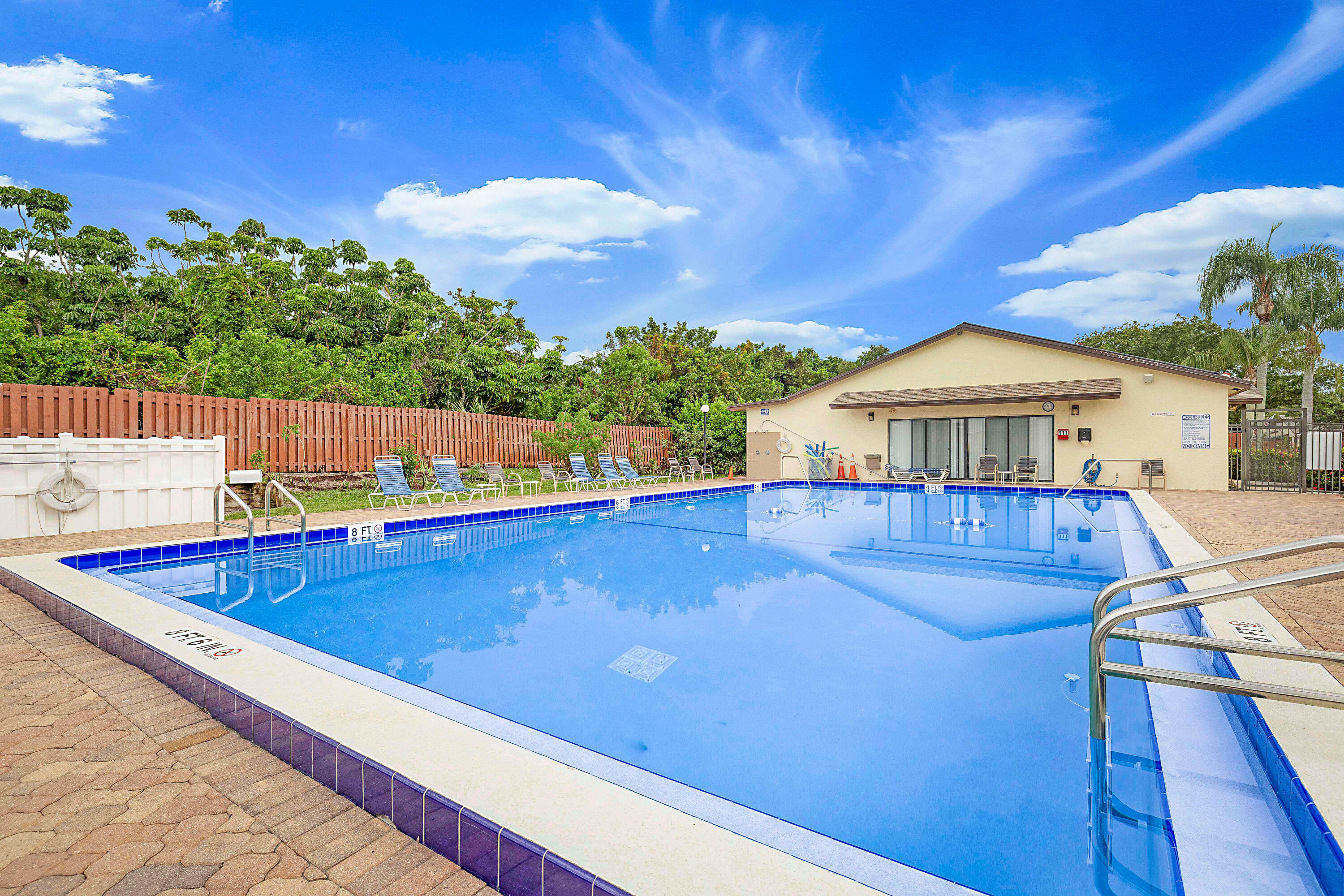 VILLAS OF HOBE SOUND CONDO - Residential Lease