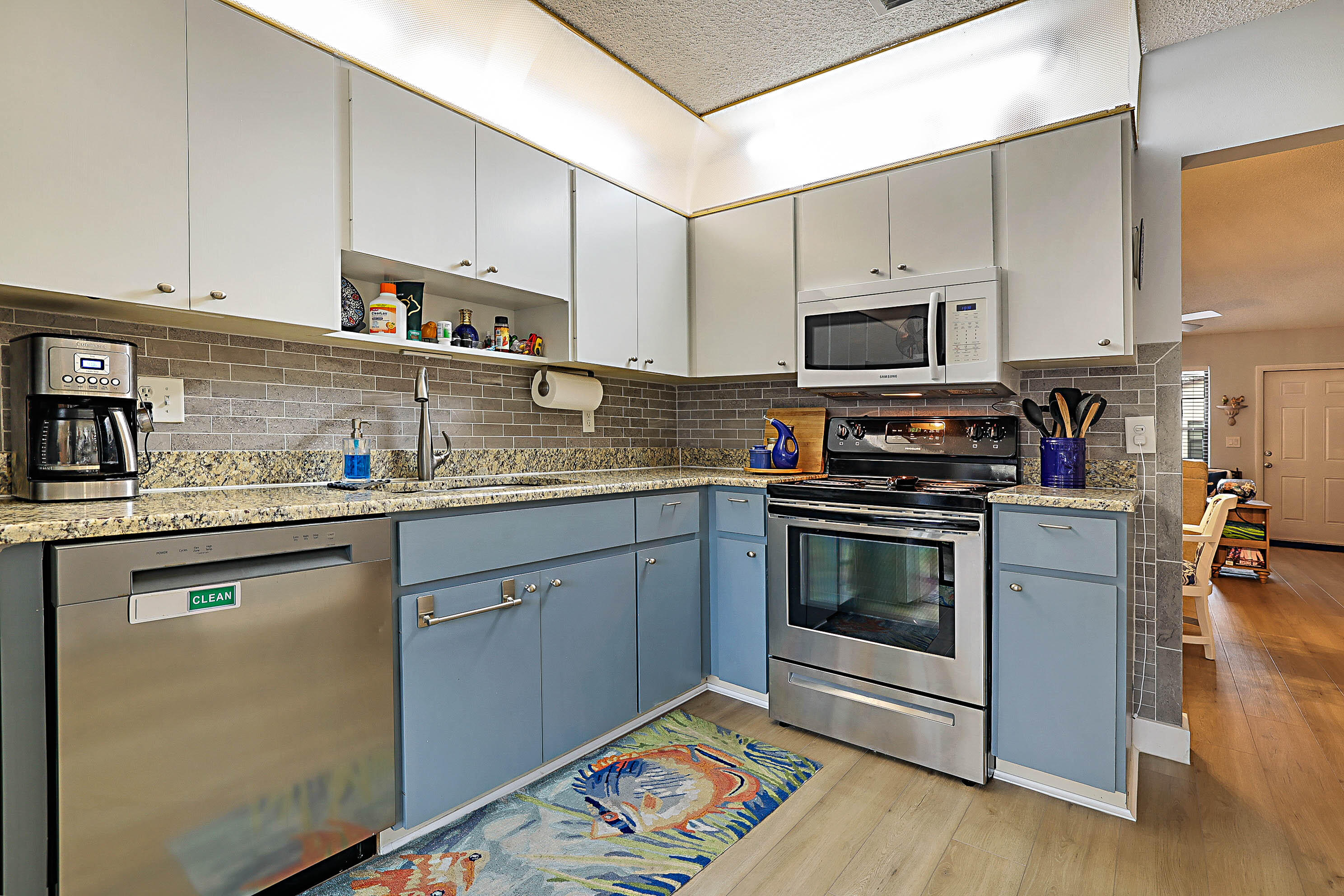 VILLAS OF HOBE SOUND CONDO - Residential Lease