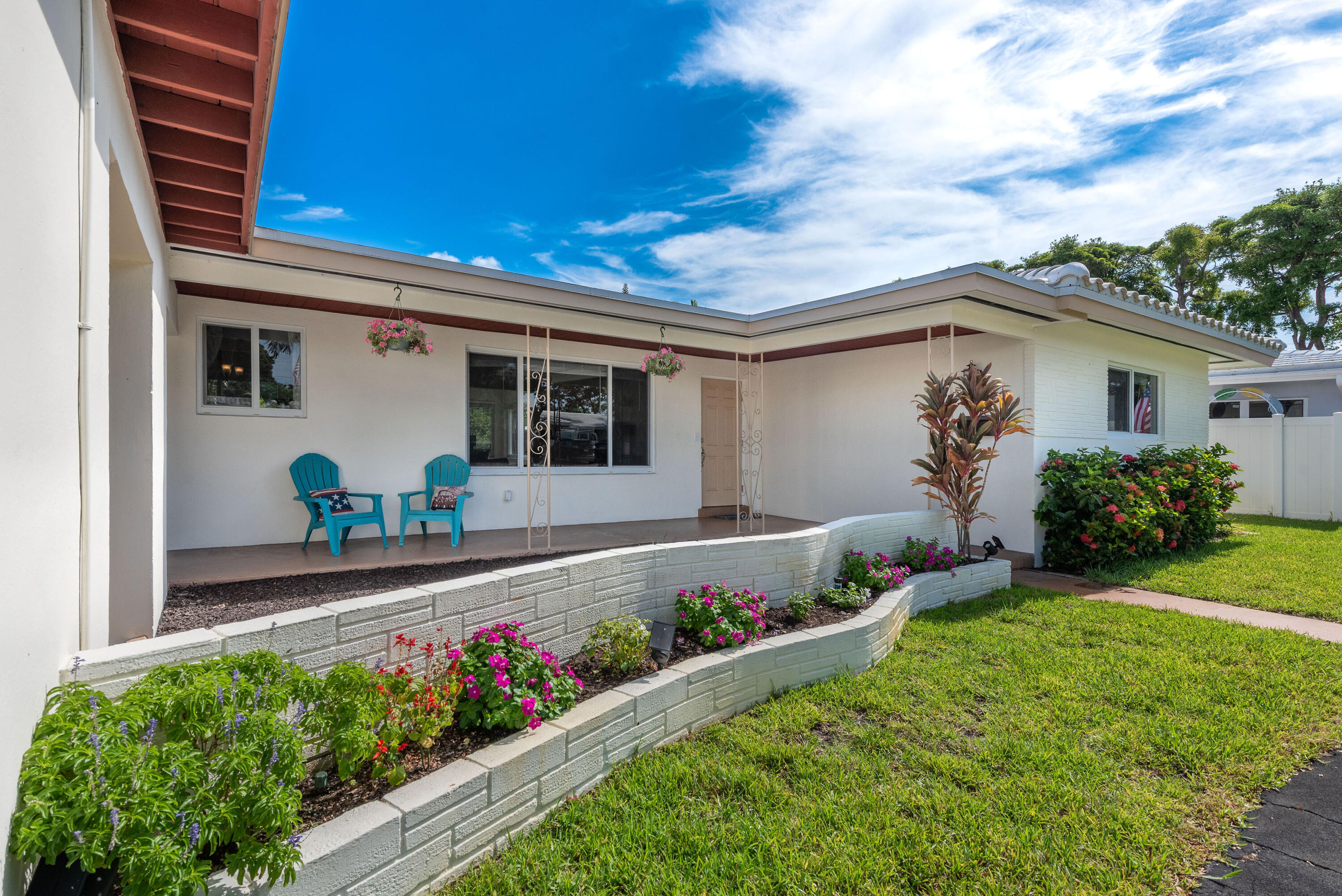 FLORANADA RIDGE SEC - Residential