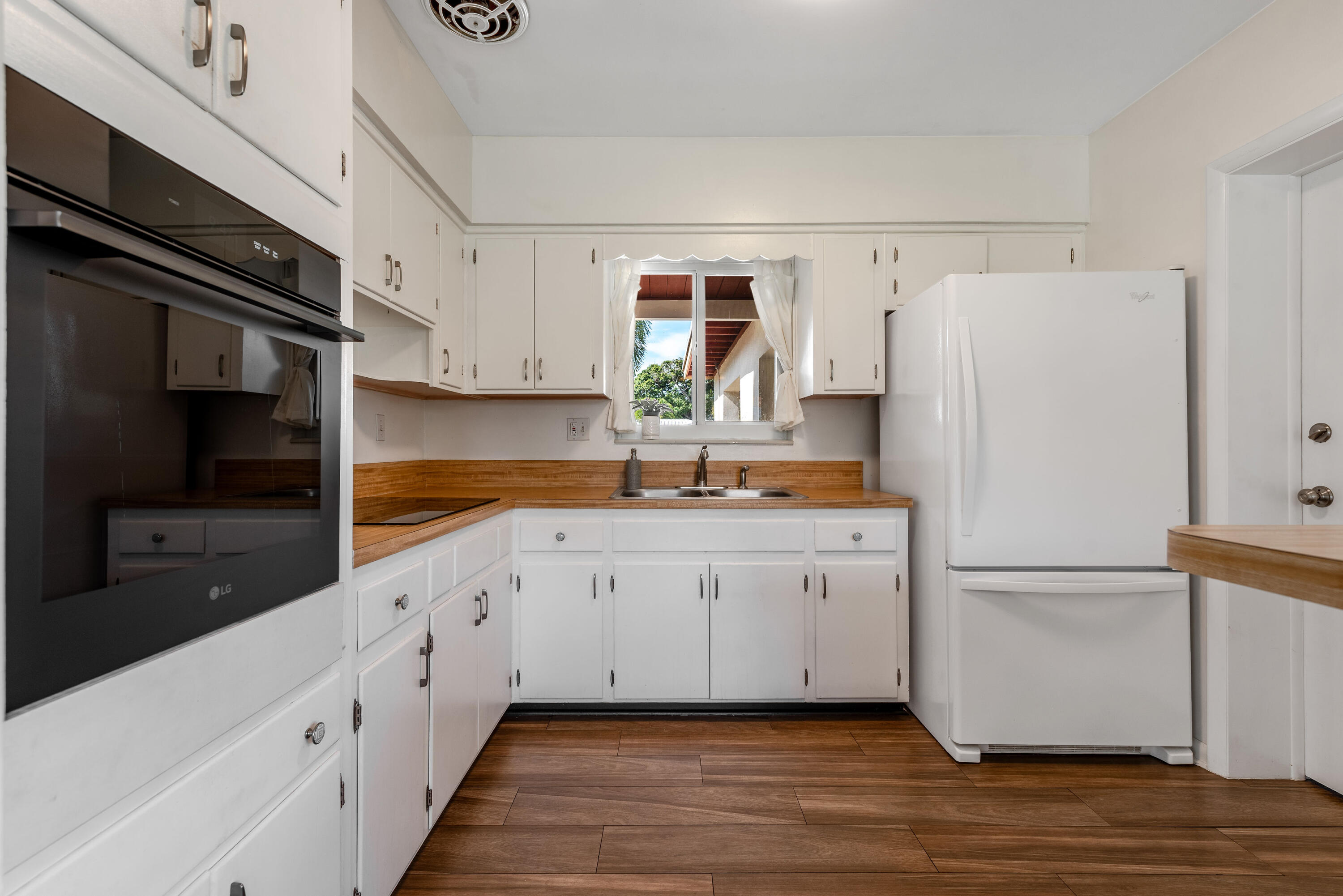 FLORANADA RIDGE SEC - Residential