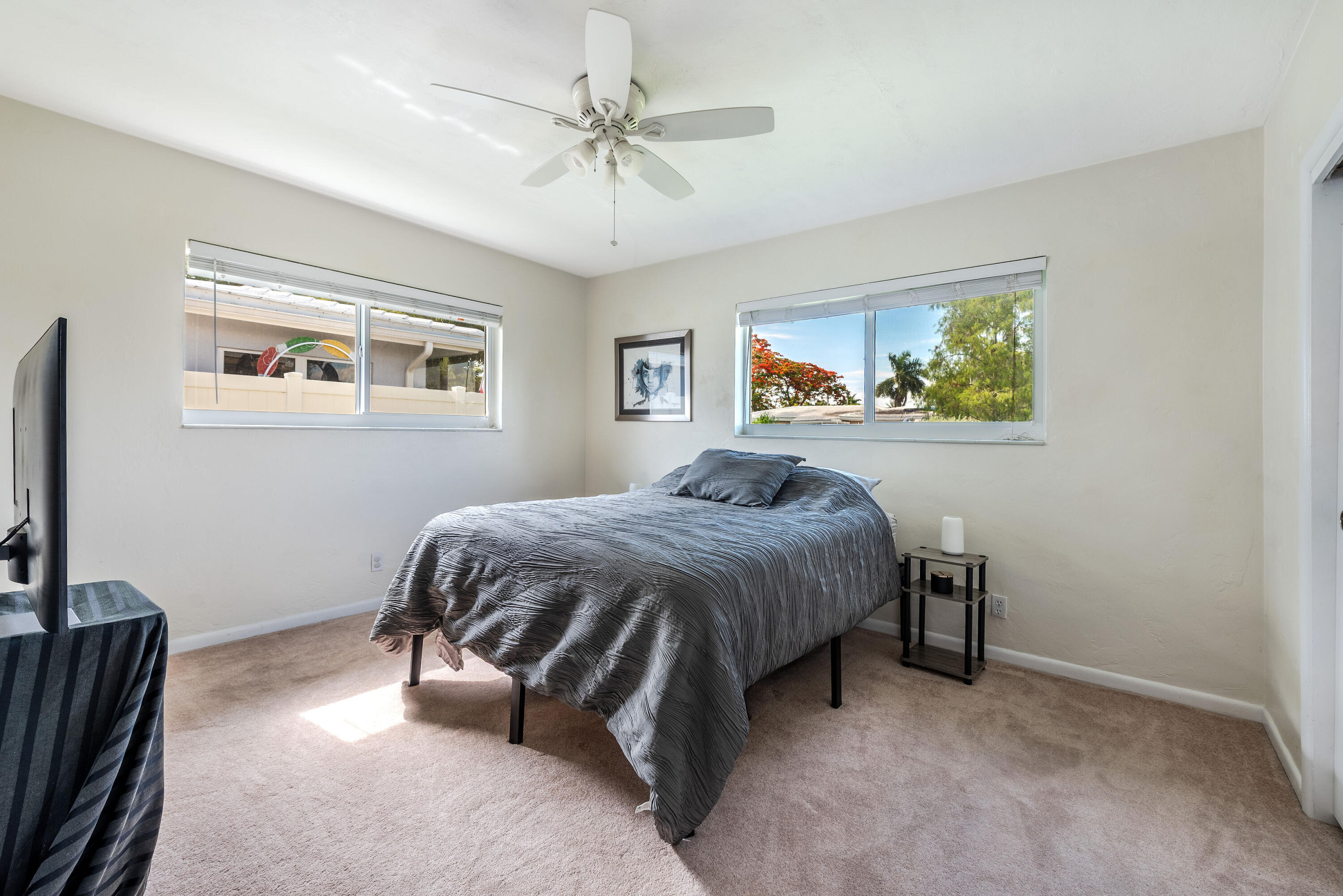 FLORANADA RIDGE SEC - Residential