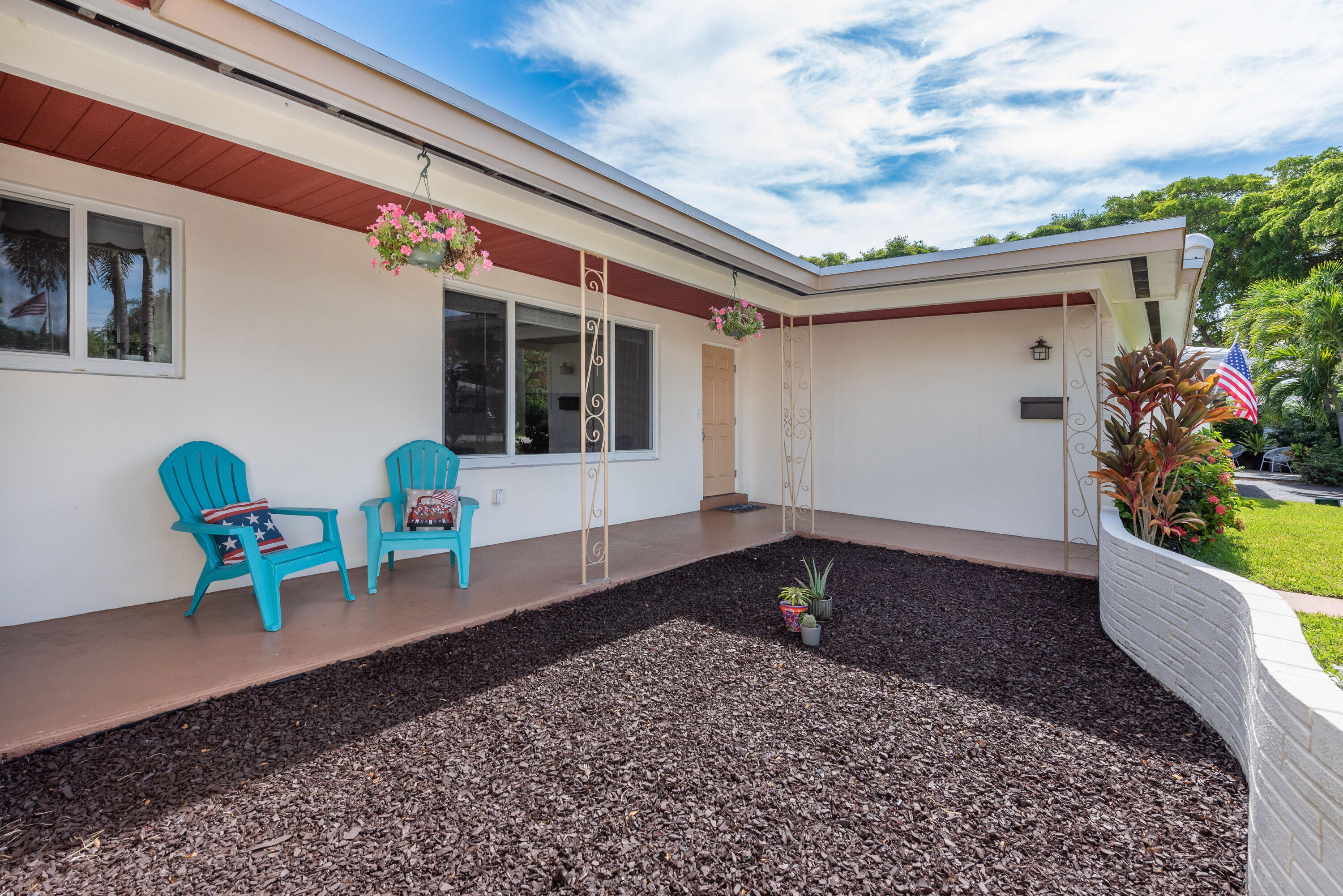 FLORANADA RIDGE SEC - Residential