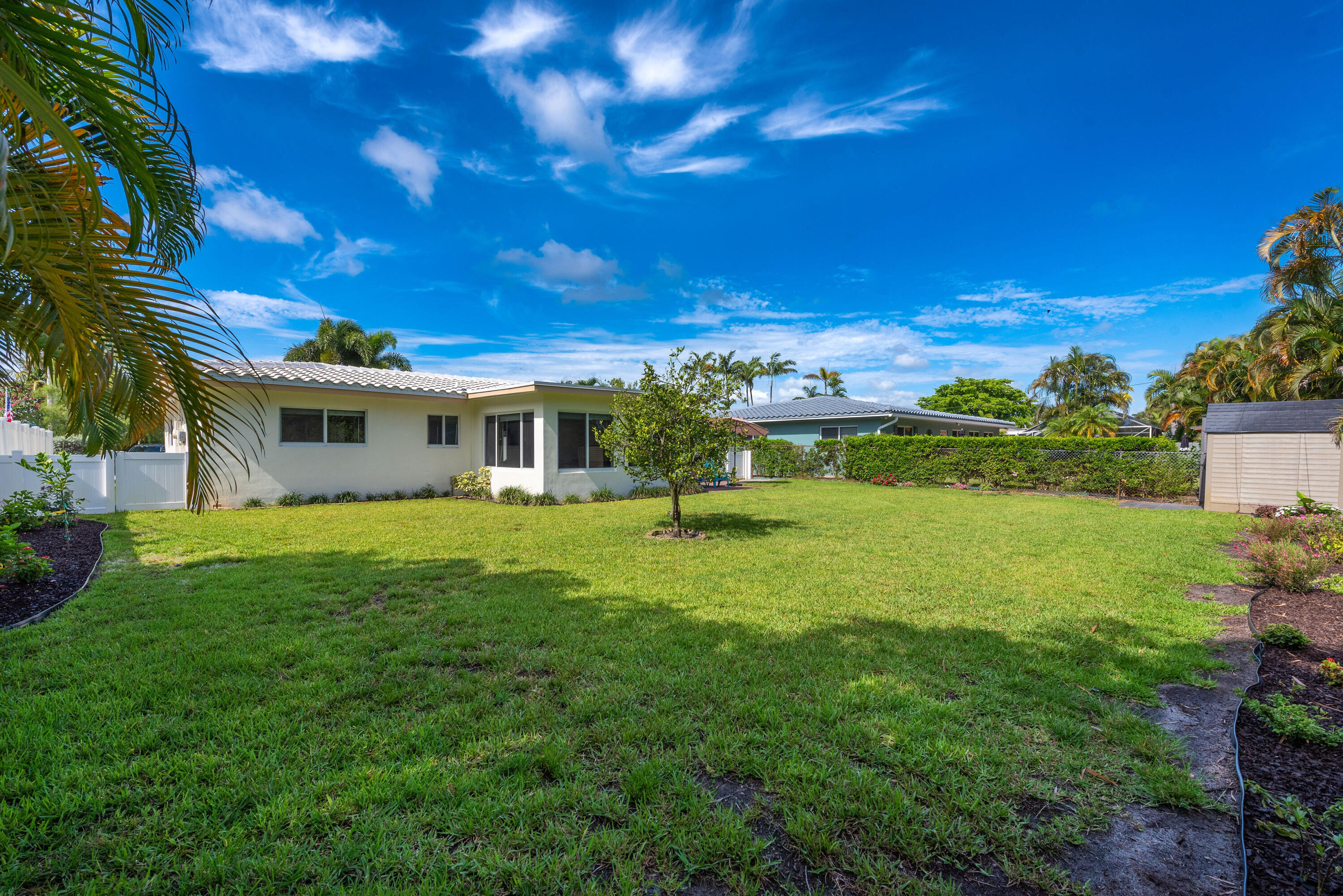 FLORANADA RIDGE SEC - Residential