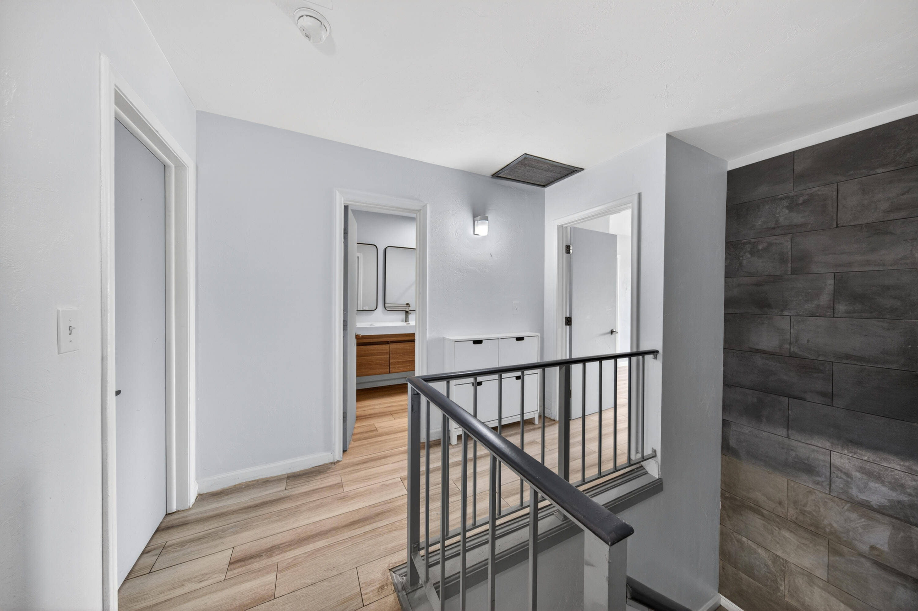 505 DEERFIELD CONDO - Residential Lease