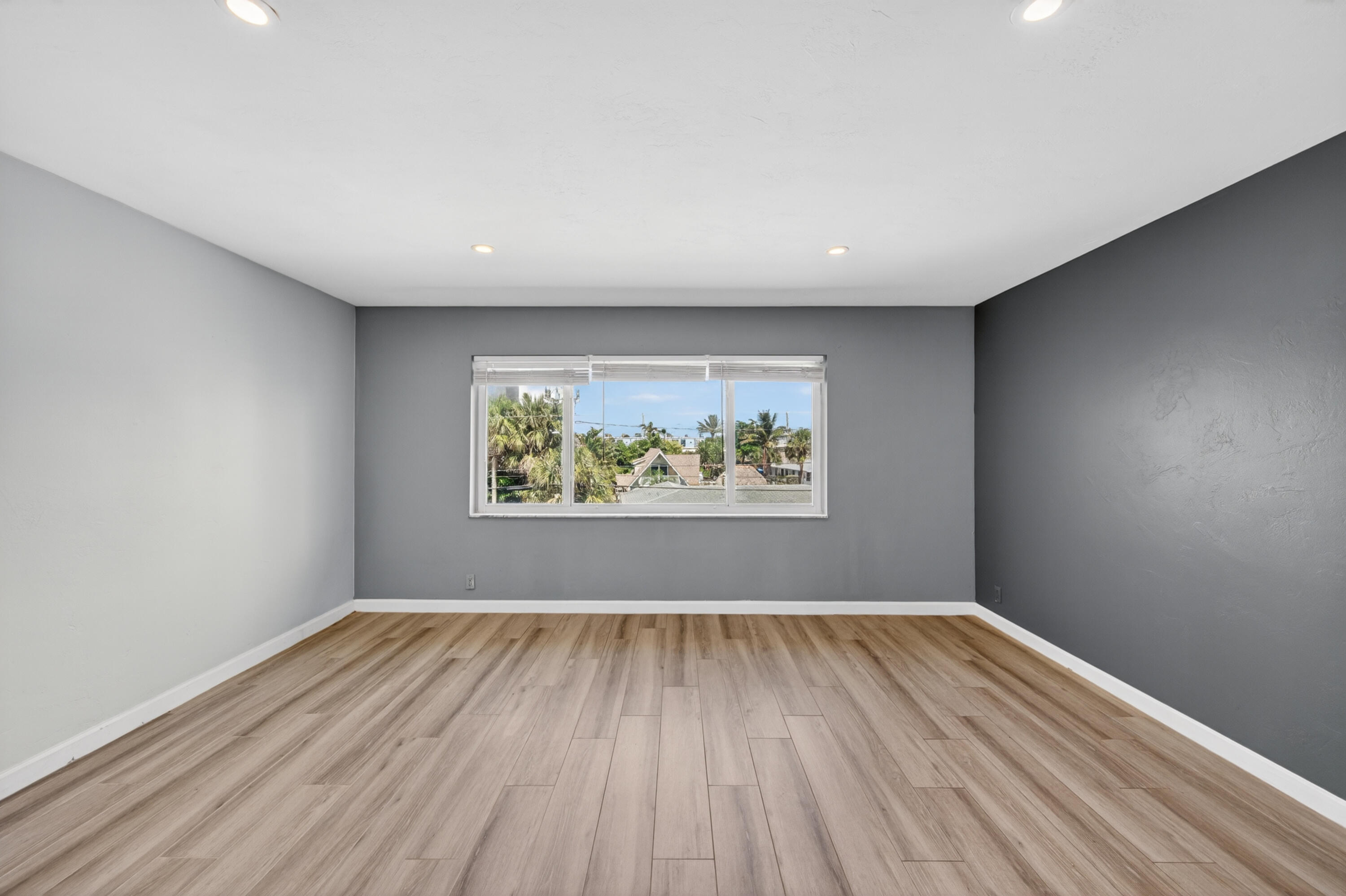 505 DEERFIELD CONDO - Residential Lease