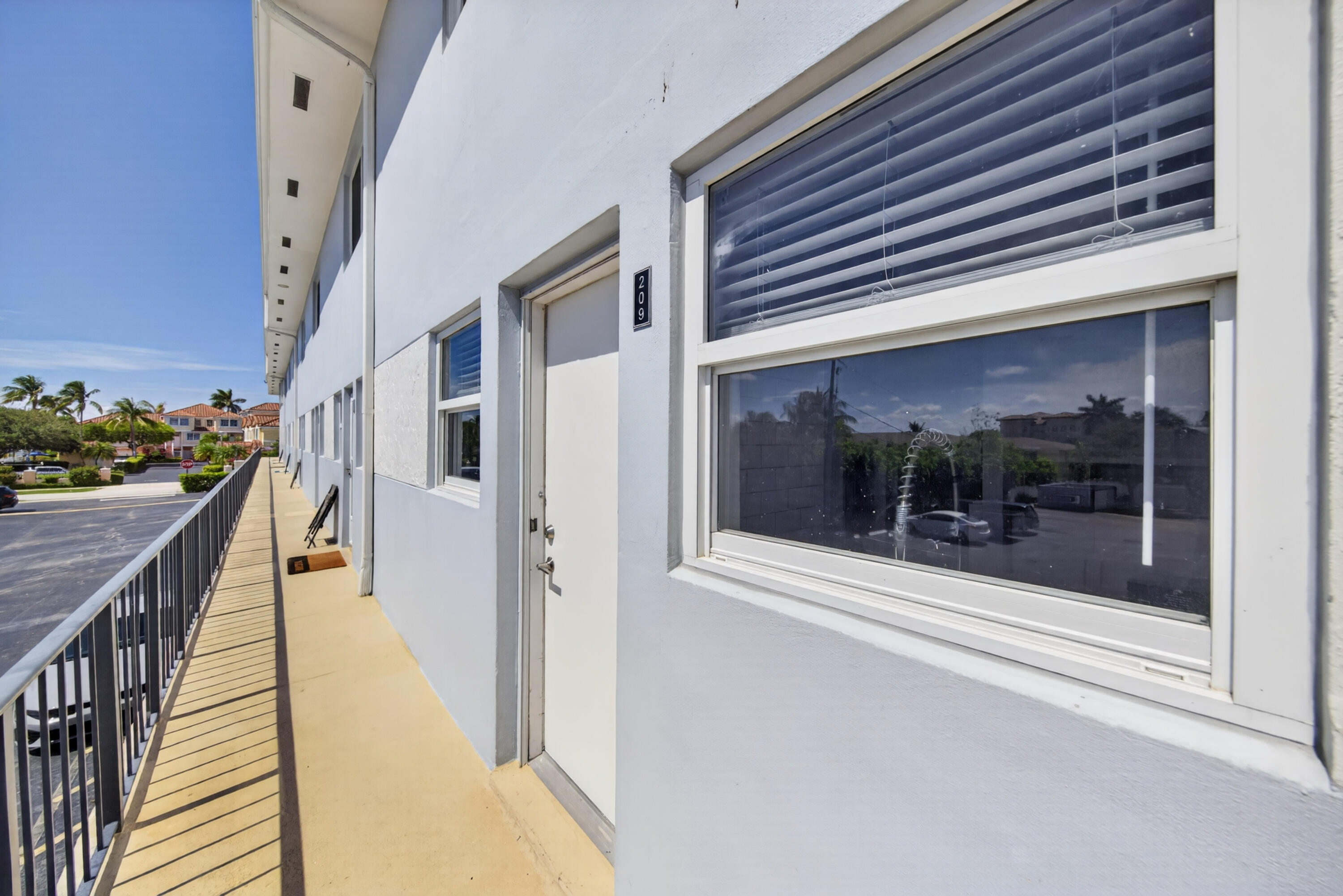 505 DEERFIELD CONDO - Residential Lease