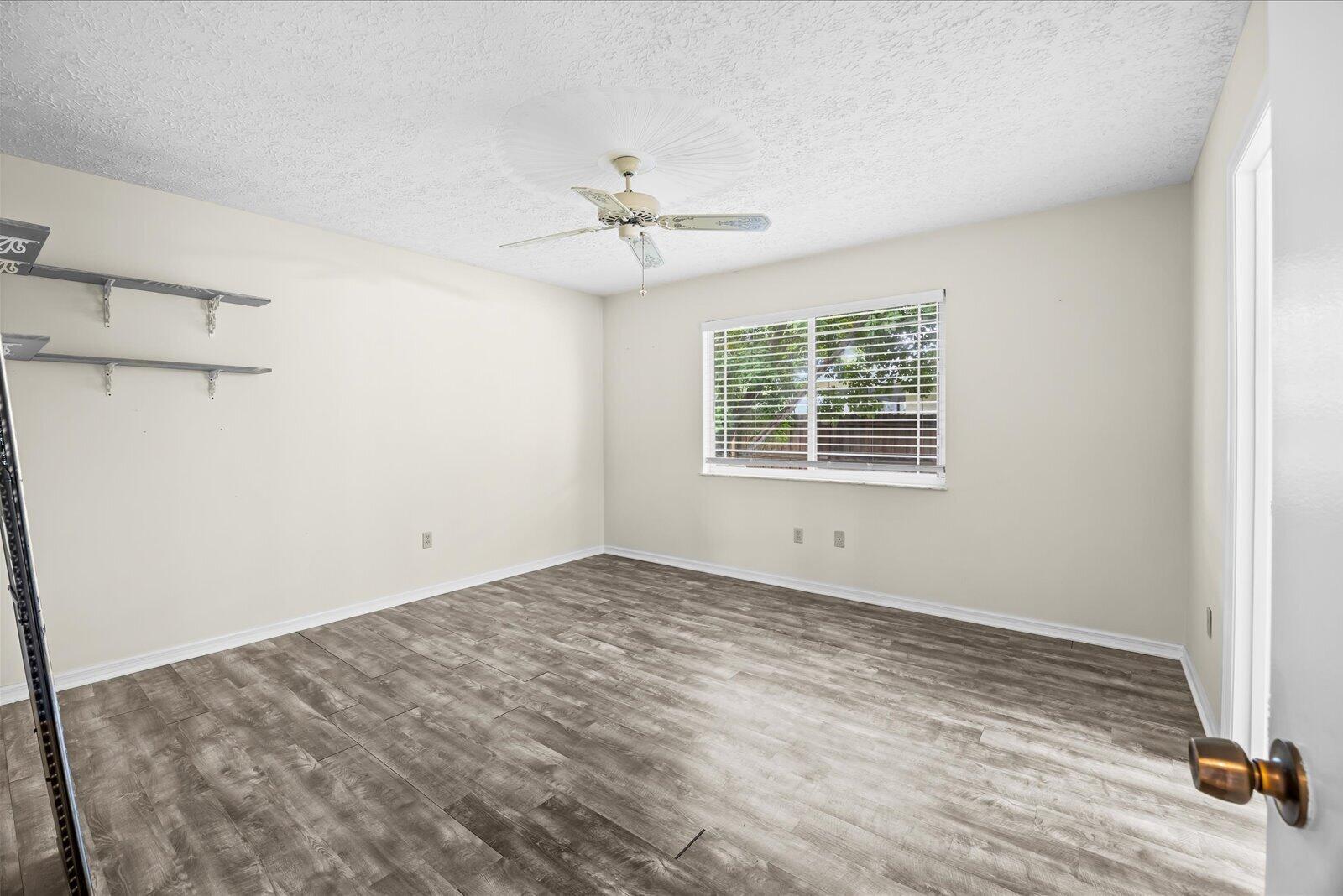 PORT ST LUCIE SECTION 4 - Residential