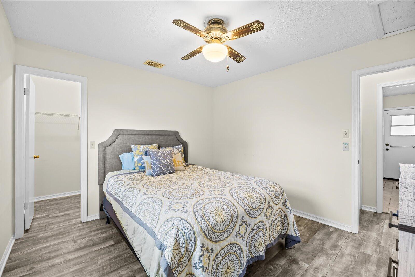 PORT ST LUCIE SECTION 4 - Residential