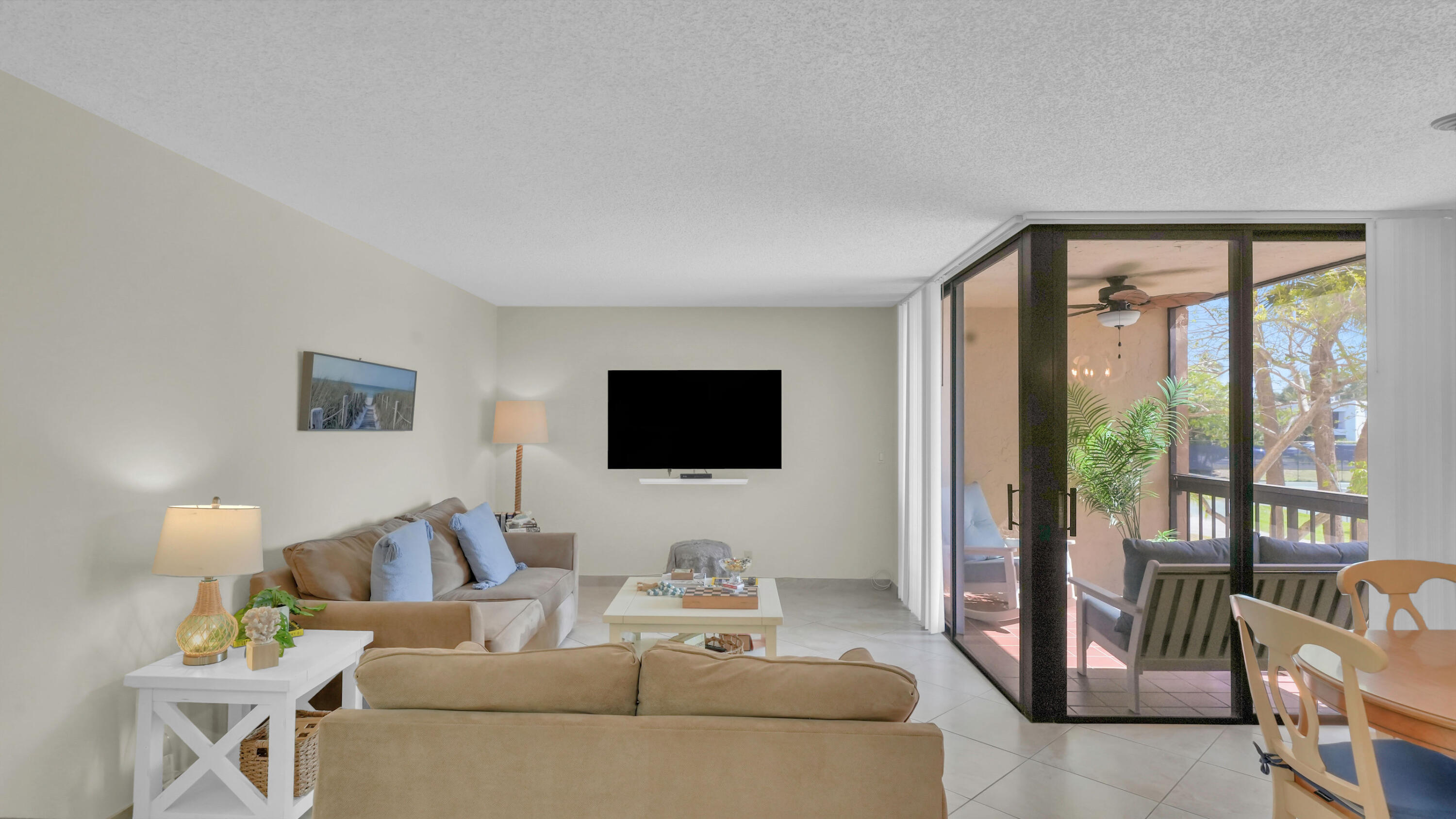 LAVERS DELRAY RACQUET CLUB CONDO - Residential Lease