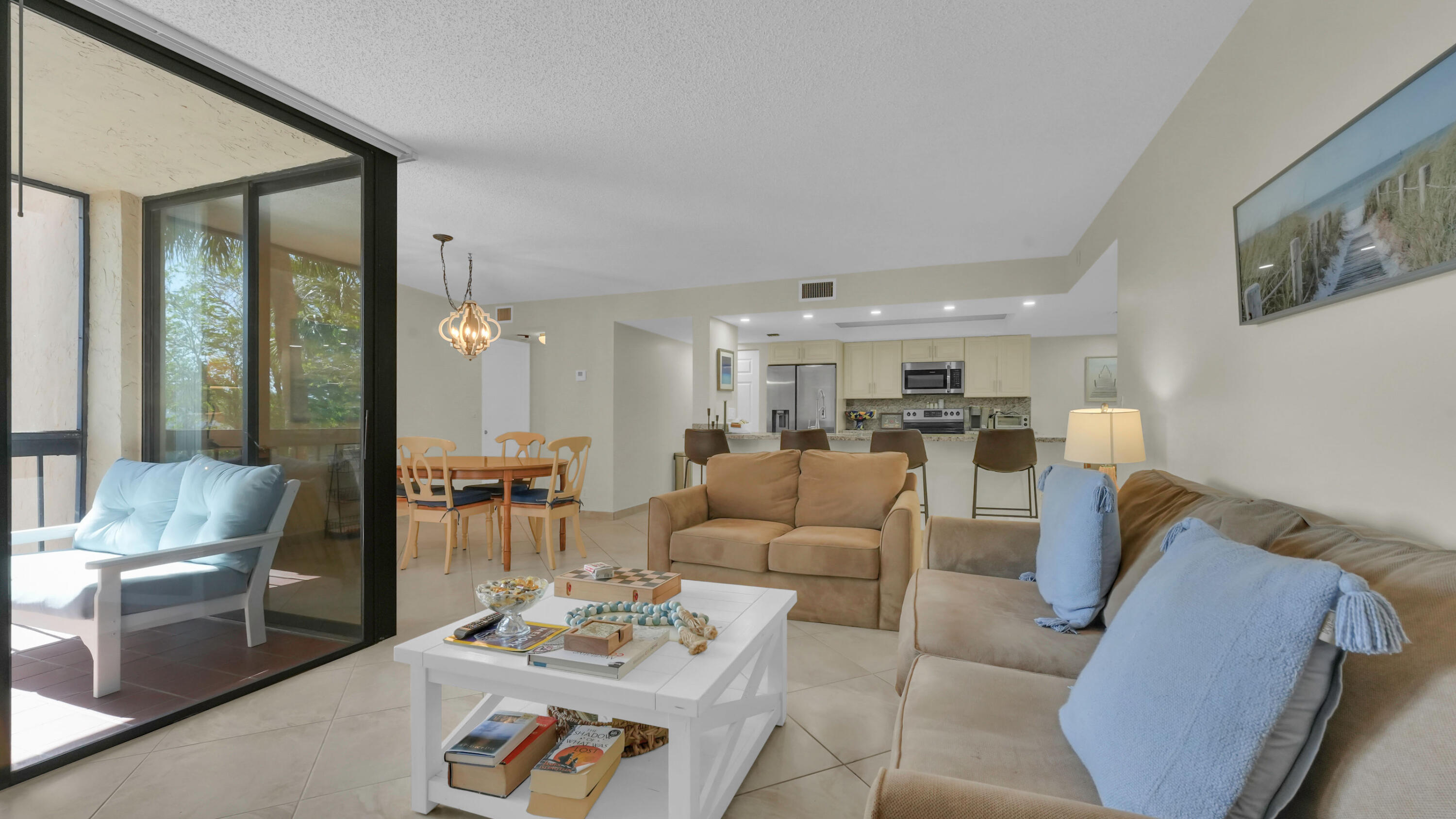 LAVERS DELRAY RACQUET CLUB CONDO - Residential Lease