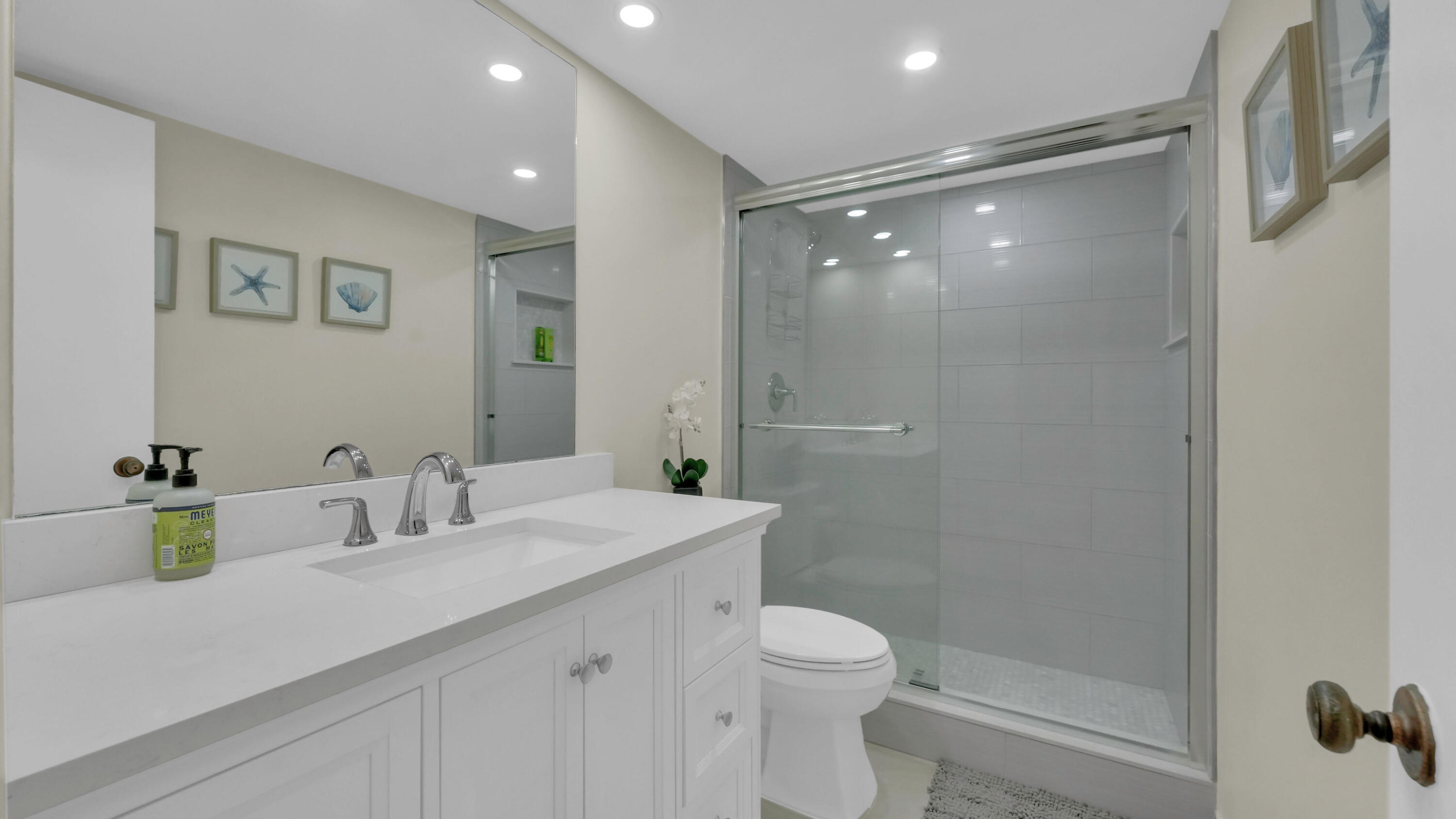 LAVERS DELRAY RACQUET CLUB CONDO - Residential Lease