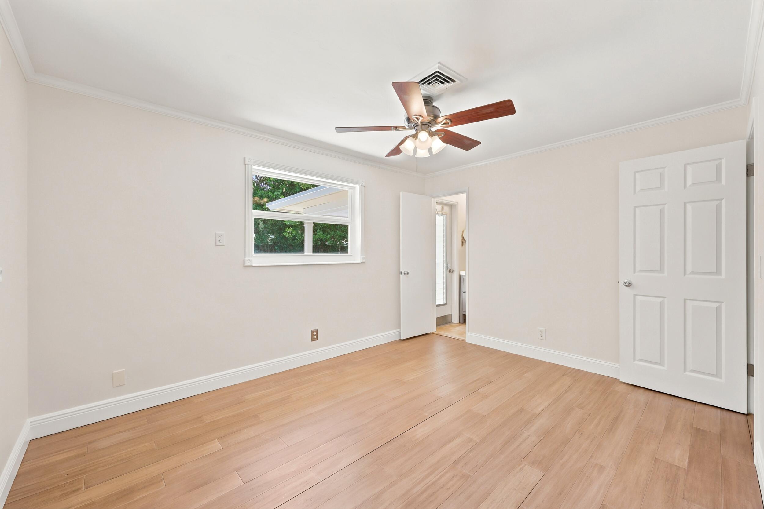 BOCA RATON SQUARE UNIT 4 - Residential