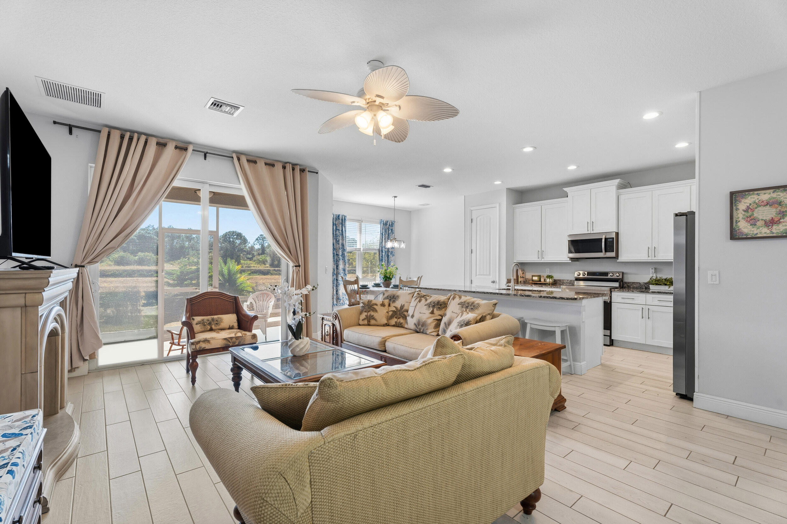 PORT ST LUCIE SECTION 33 - Residential