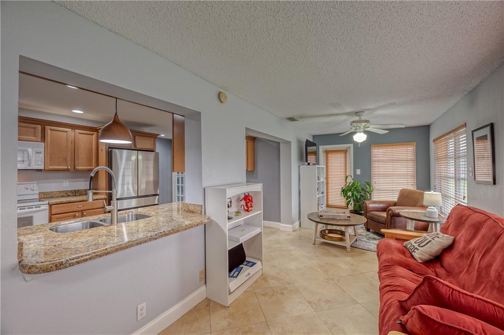 Crystal Lake 4th Sec 66-1 - Residential