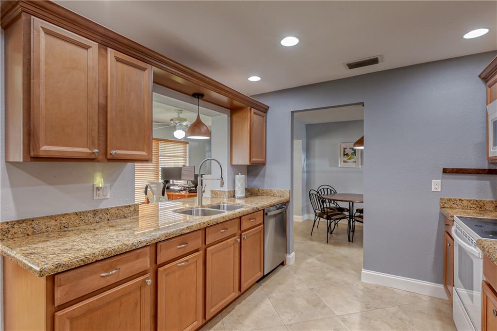 Crystal Lake 4th Sec 66-1 - Residential