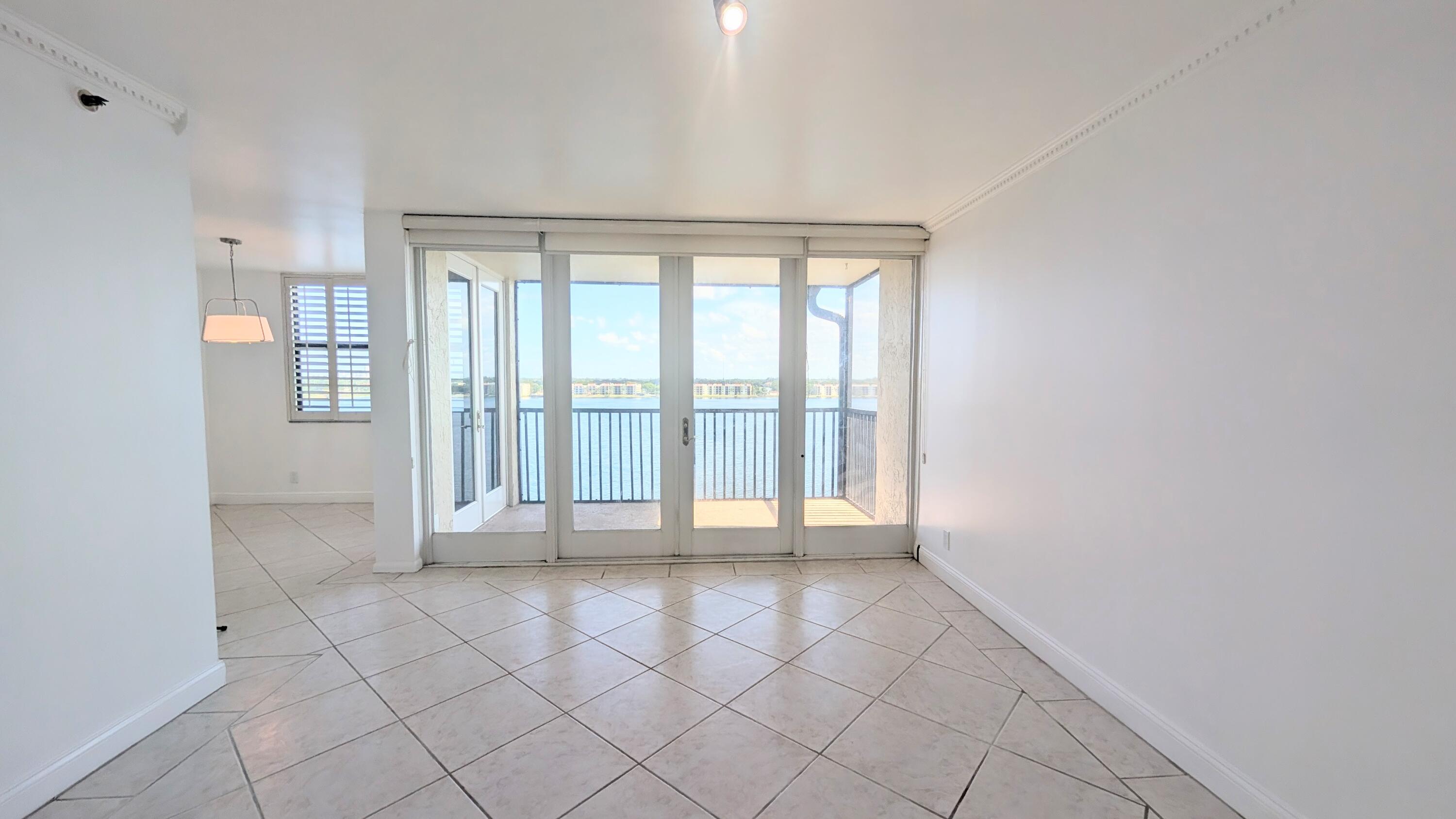 LAKE EMERALD CONDOMINIUM NO - Residential
