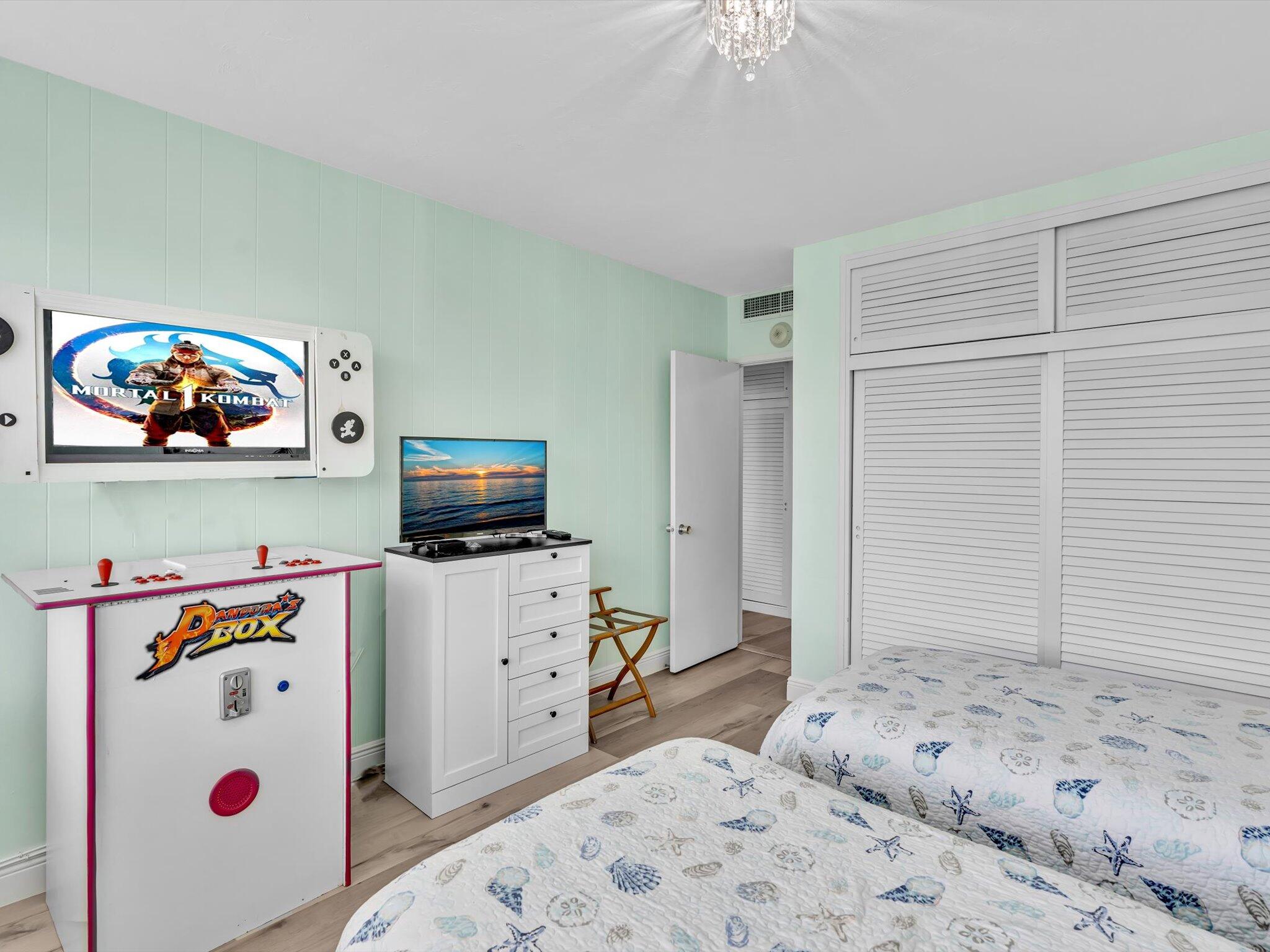 CORAL RIDGE TOWERS EAST CO-OP - Residential