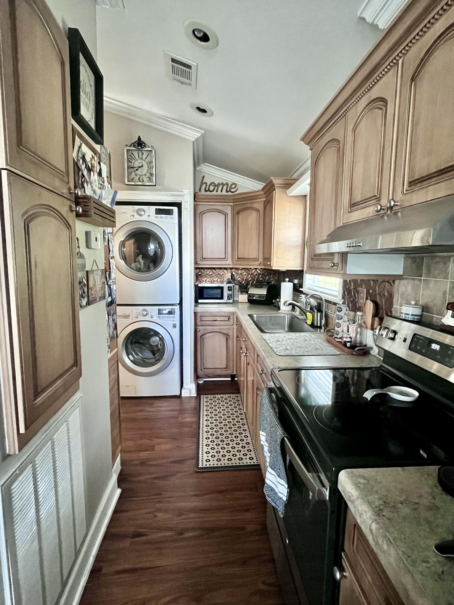 BLUE CYPRESS GOLF & RV RESORT - Residential