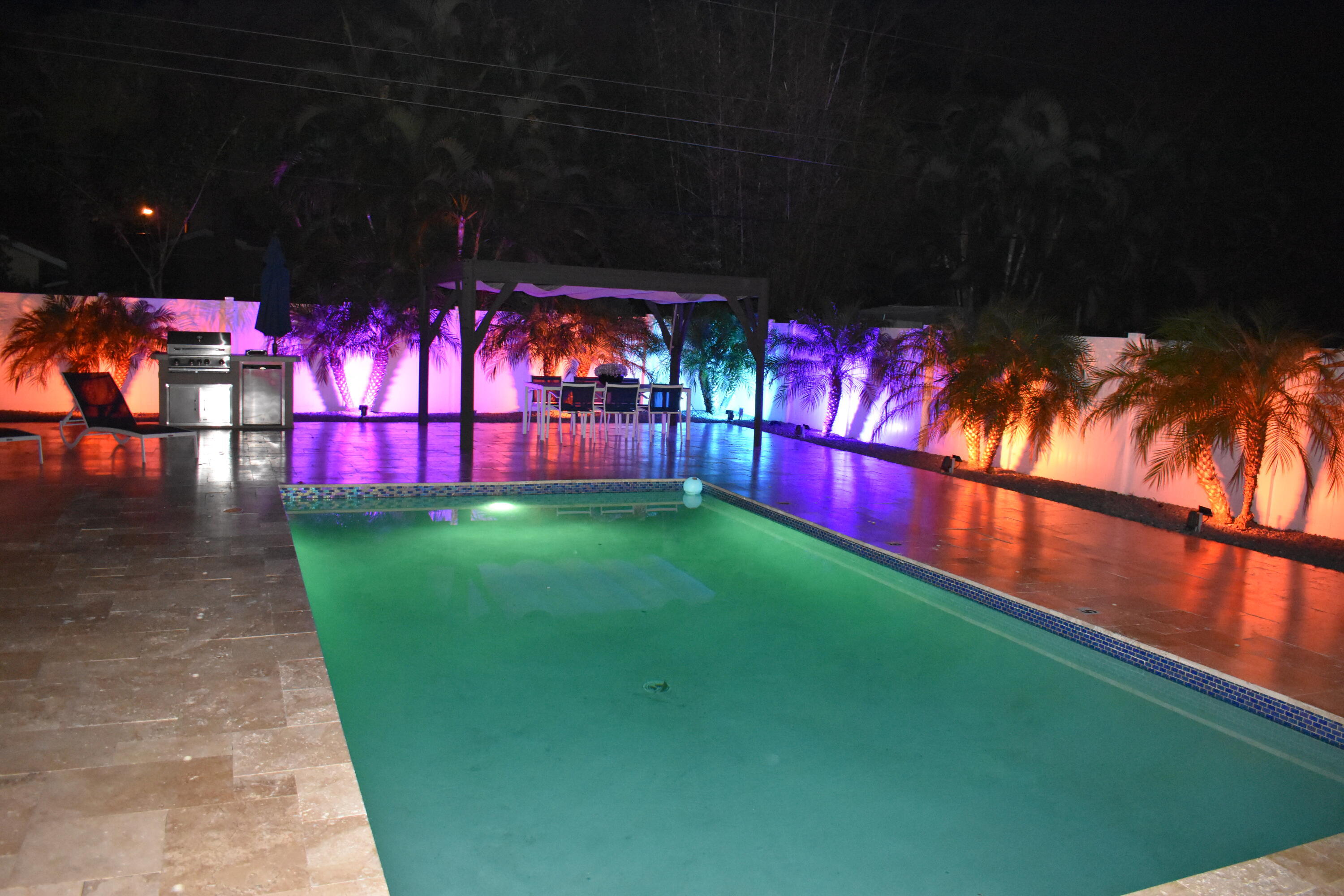 LAKE FLORESTA PARK - Residential