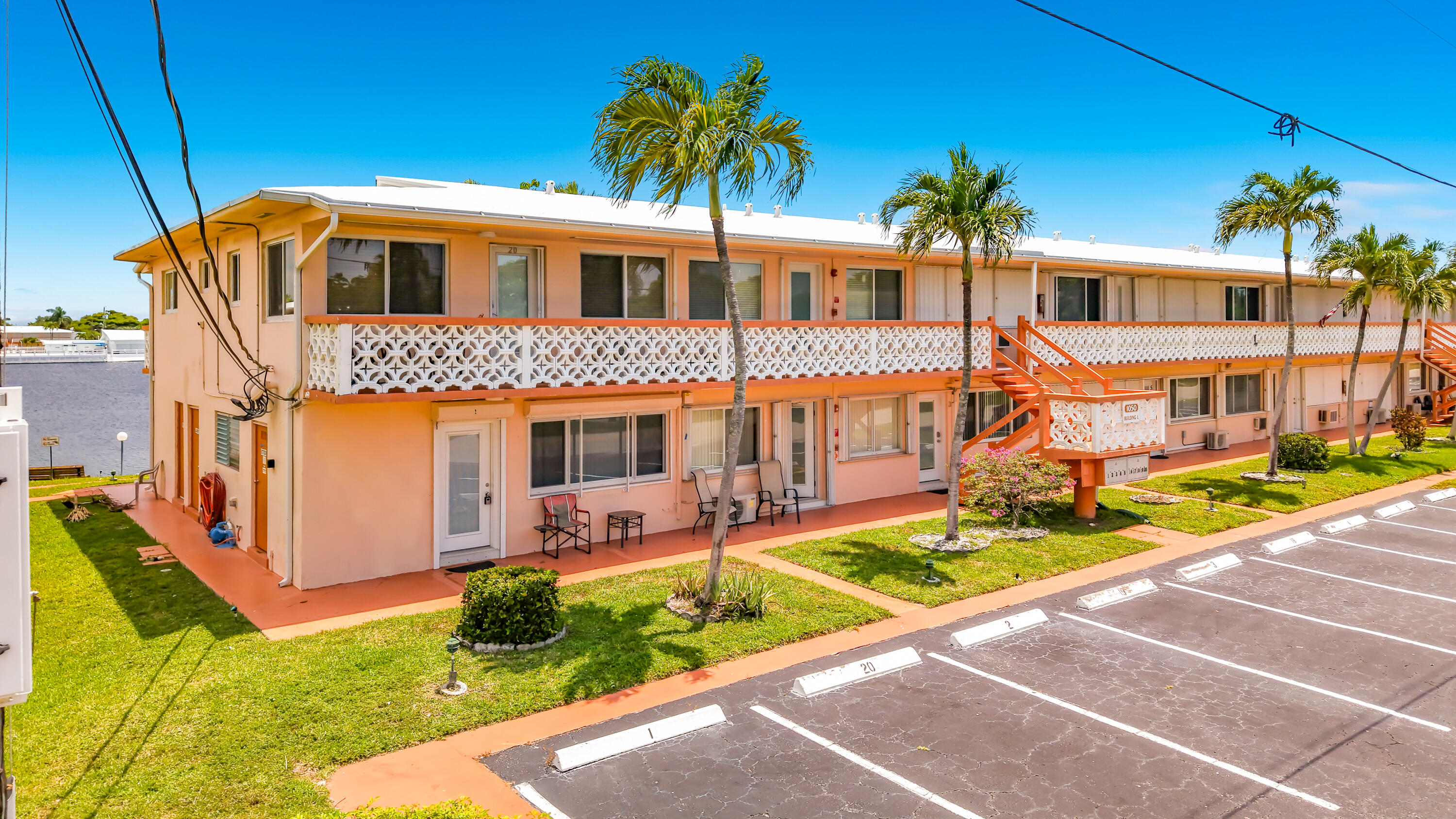 ROLEN LAKE GARDENS - Residential