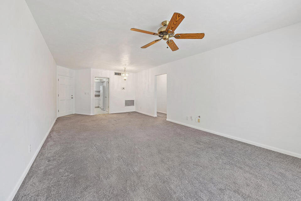 TEQUESTA GARDEN CONDO 6 - Residential
