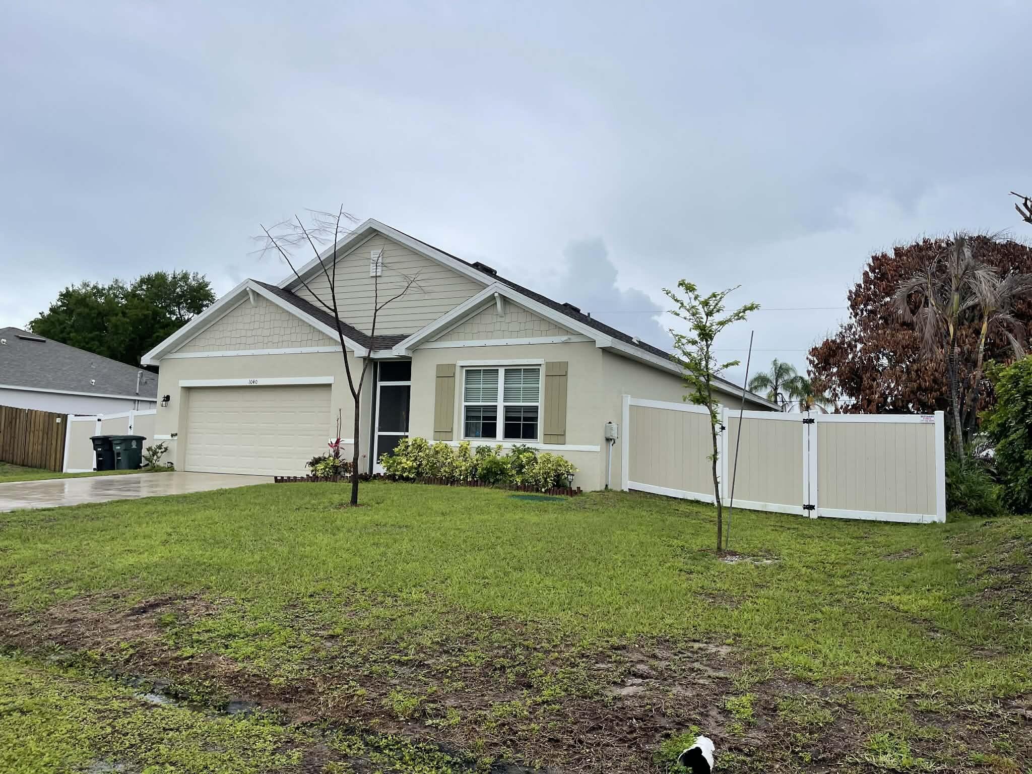 PORT ST LUCIE SECTION 8 - Residential