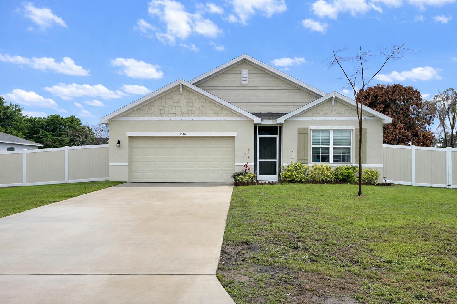 PORT ST LUCIE SECTION 8 - Residential