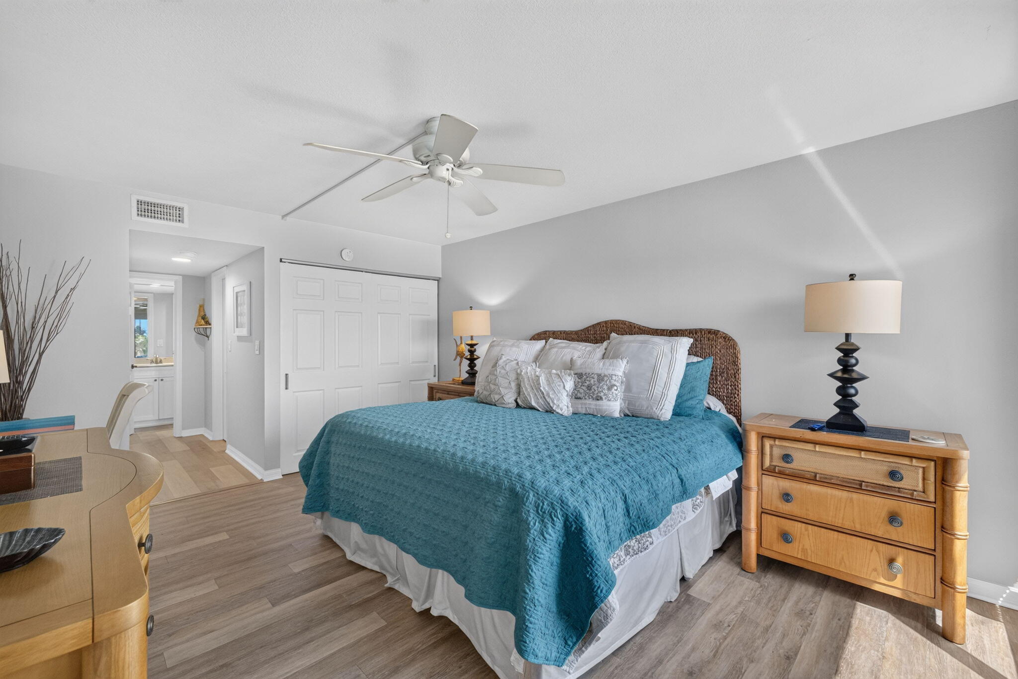 OCEAN VILLAGE - Residential