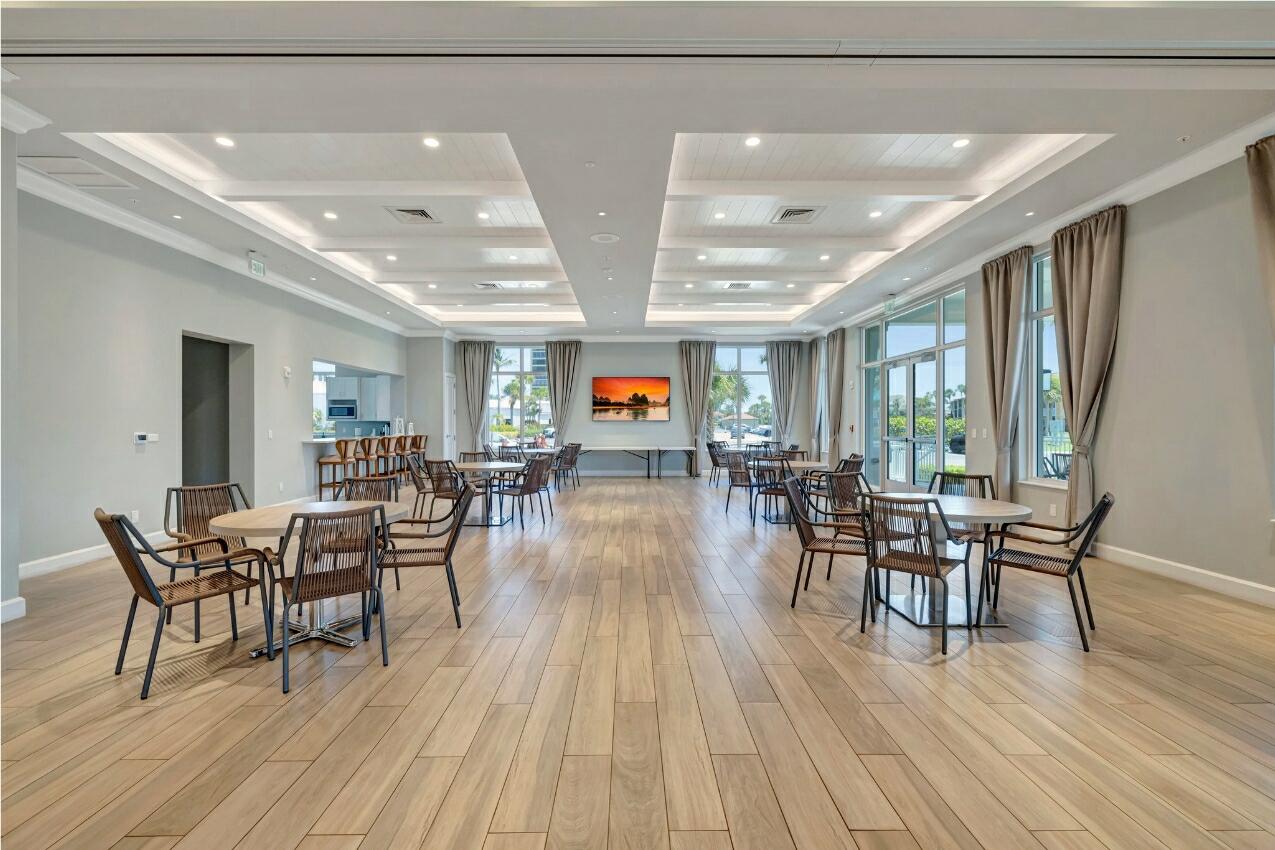 OCEAN VILLAGE - Residential