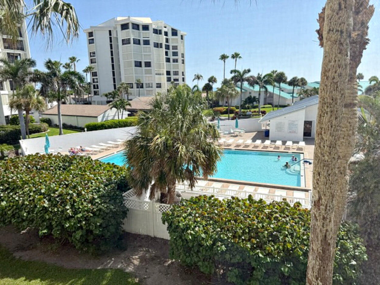 OCEAN VILLAGE - Residential