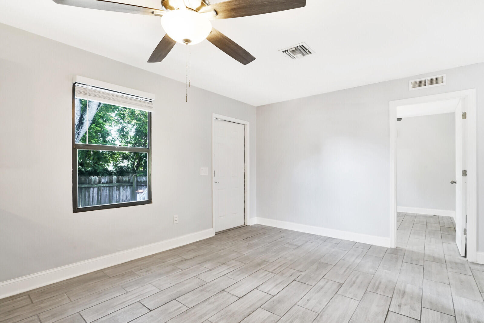OSCEOLA PARK - Residential Income