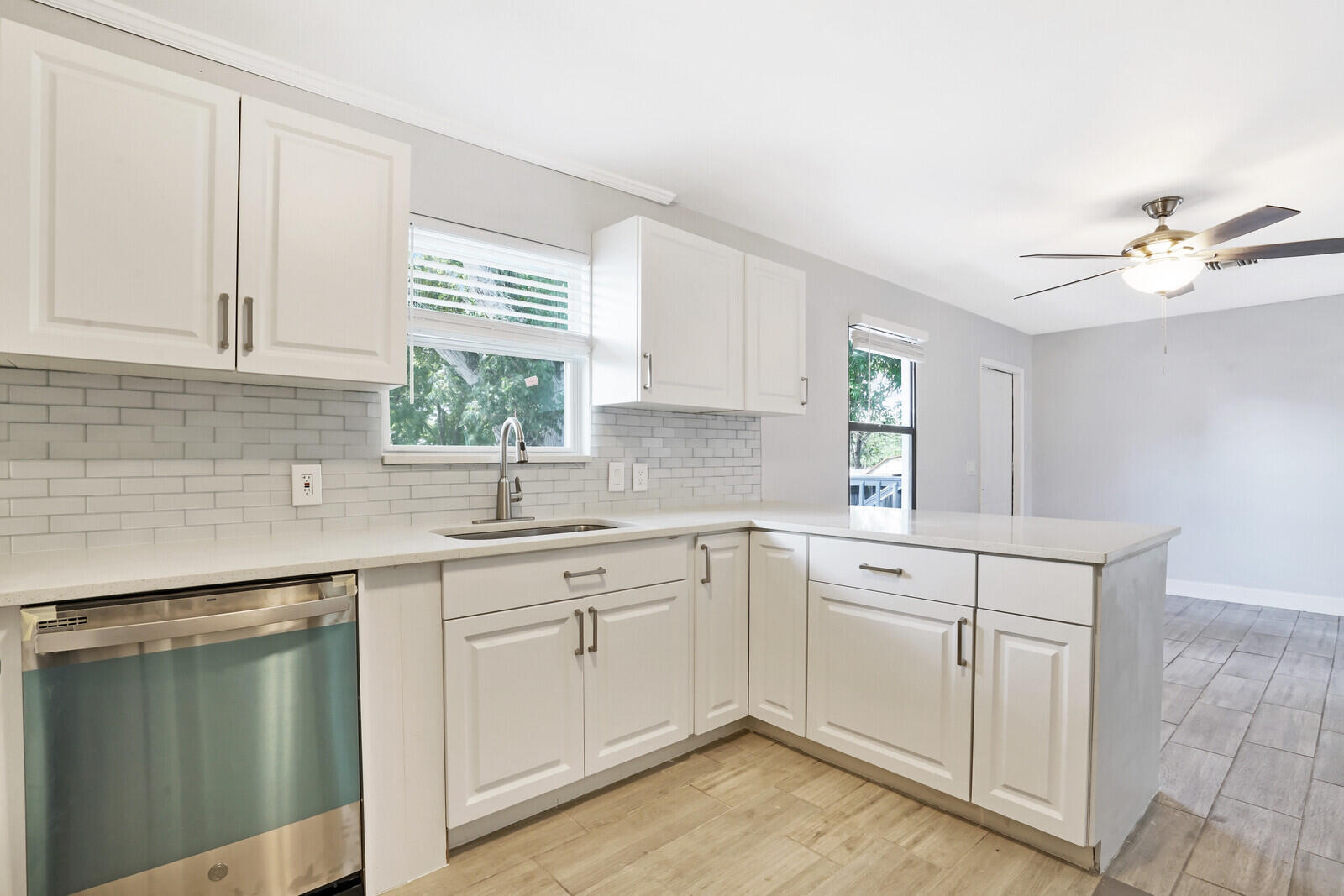 OSCEOLA PARK - Residential Income