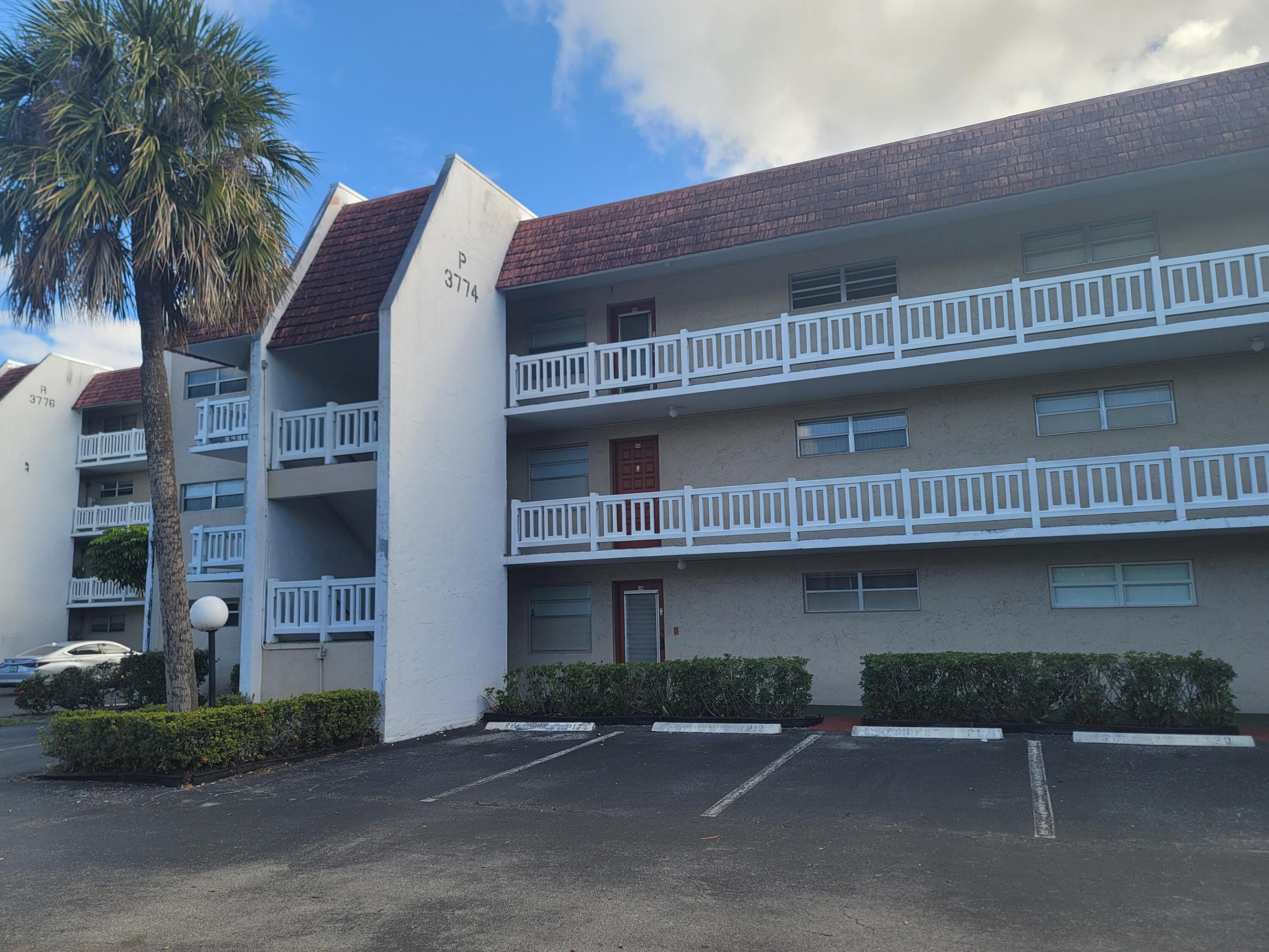 LAS VISTAS D IN INVERRARY CONDO - Residential Lease