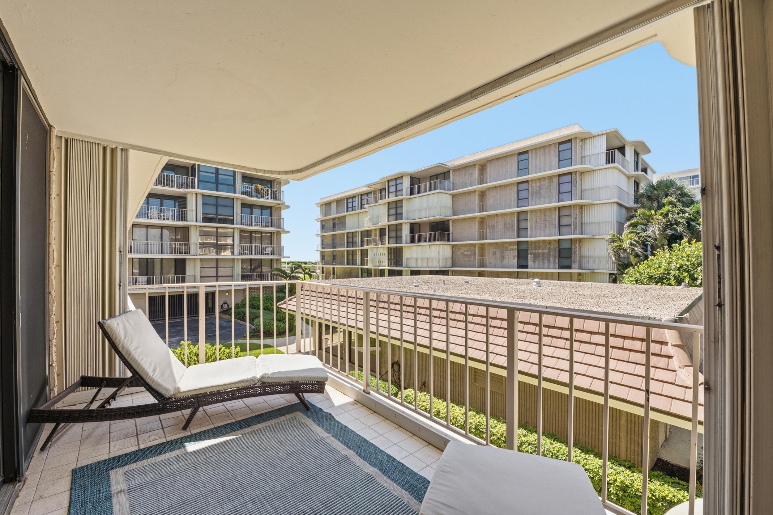THIRTY TWO HUNDRED CONDO - Residential Lease