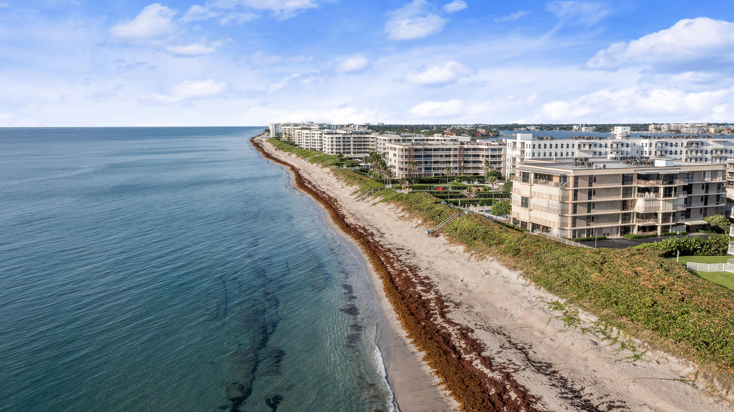 THIRTY TWO HUNDRED CONDO - Residential Lease