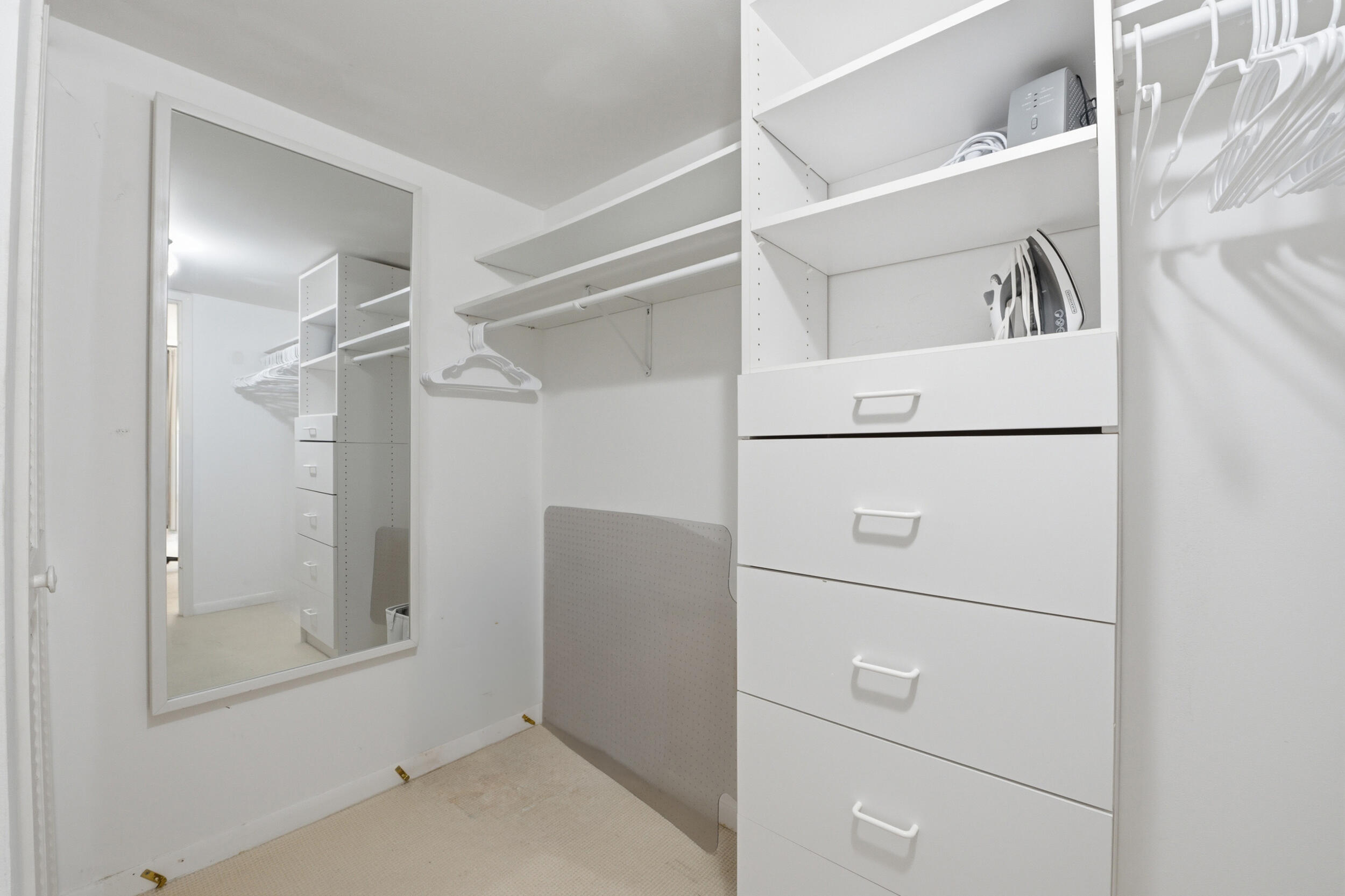 THIRTY TWO HUNDRED CONDO - Residential Lease
