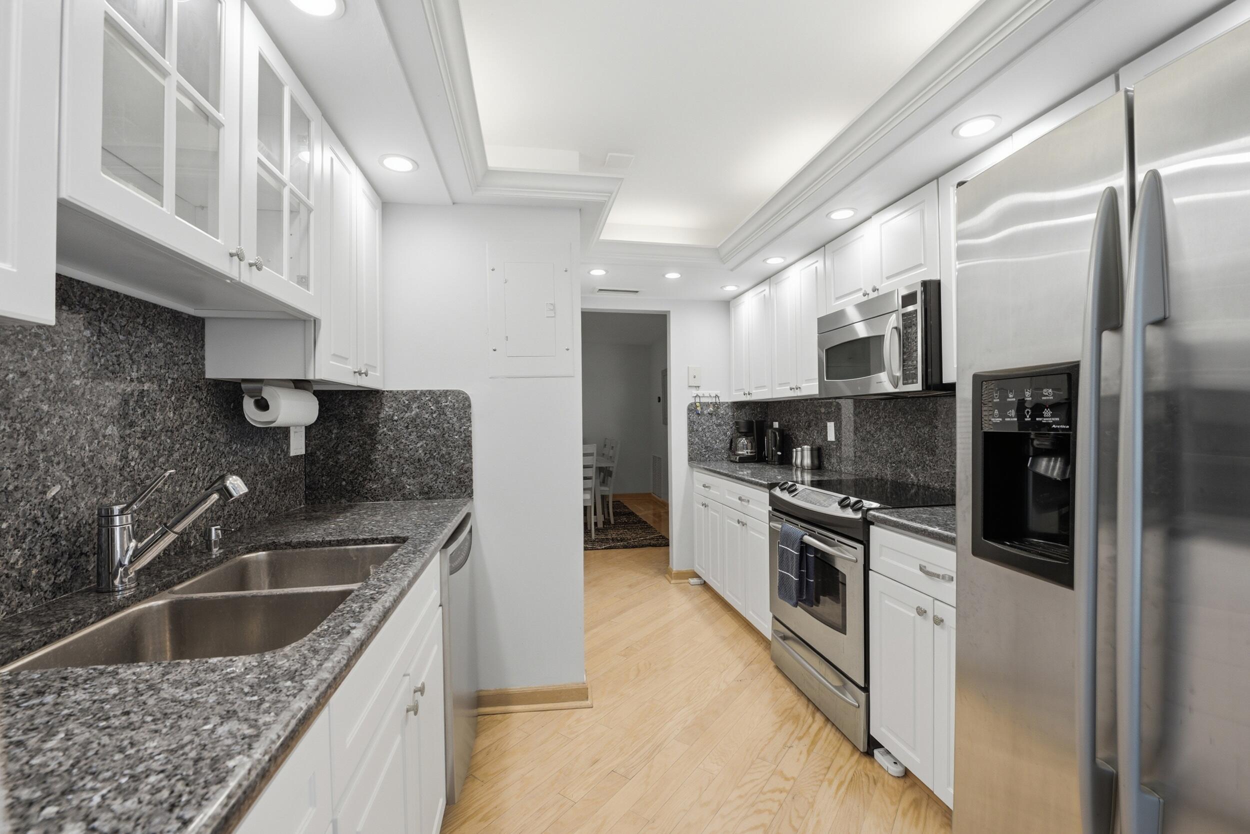 THIRTY TWO HUNDRED CONDO - Residential Lease