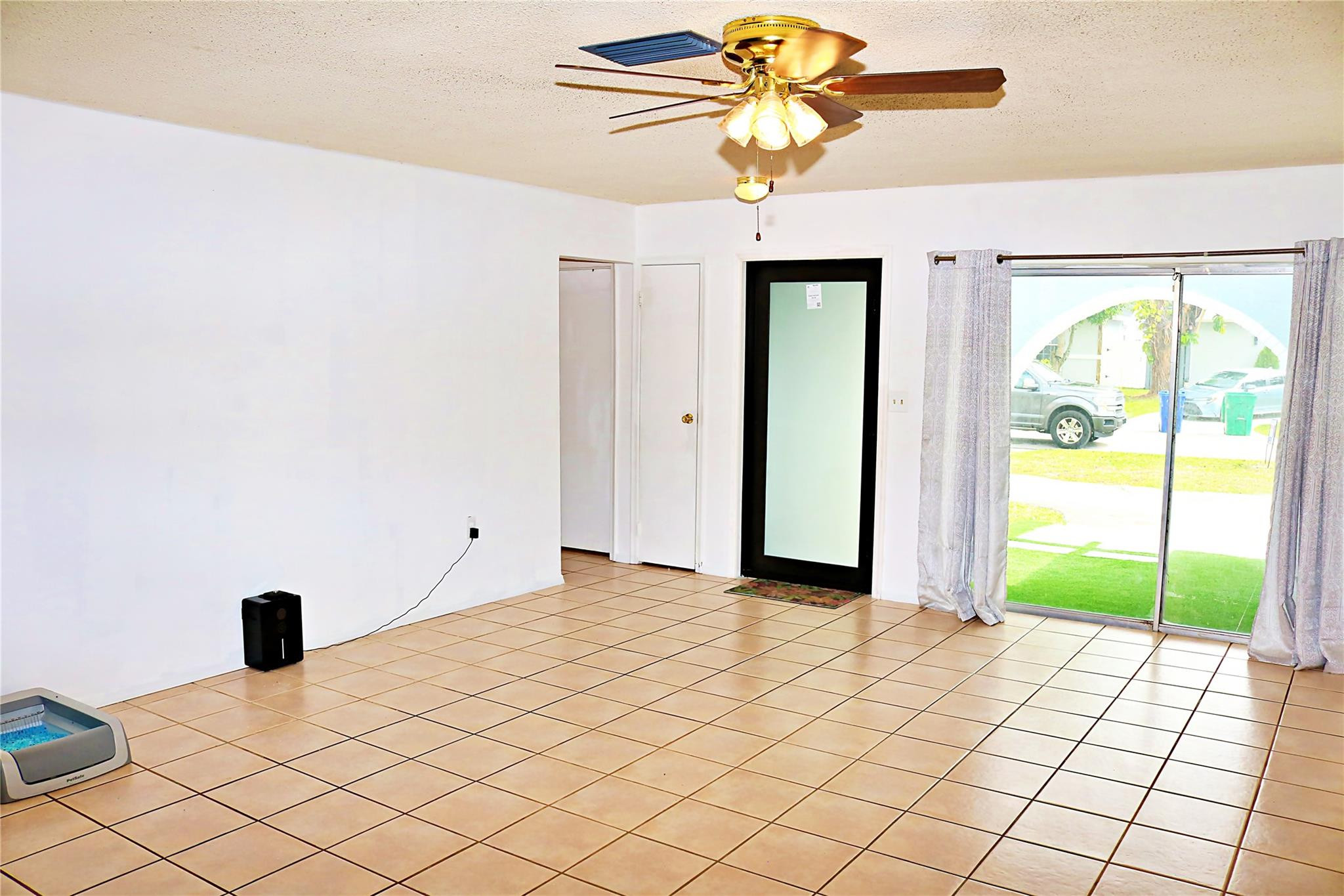 KNOLLS 3 SEC - Residential