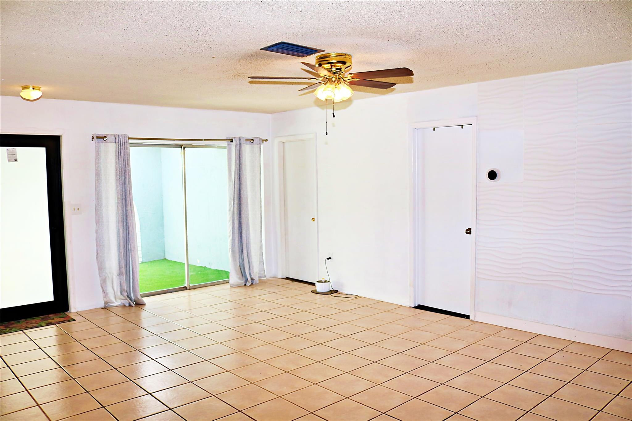 KNOLLS 3 SEC - Residential