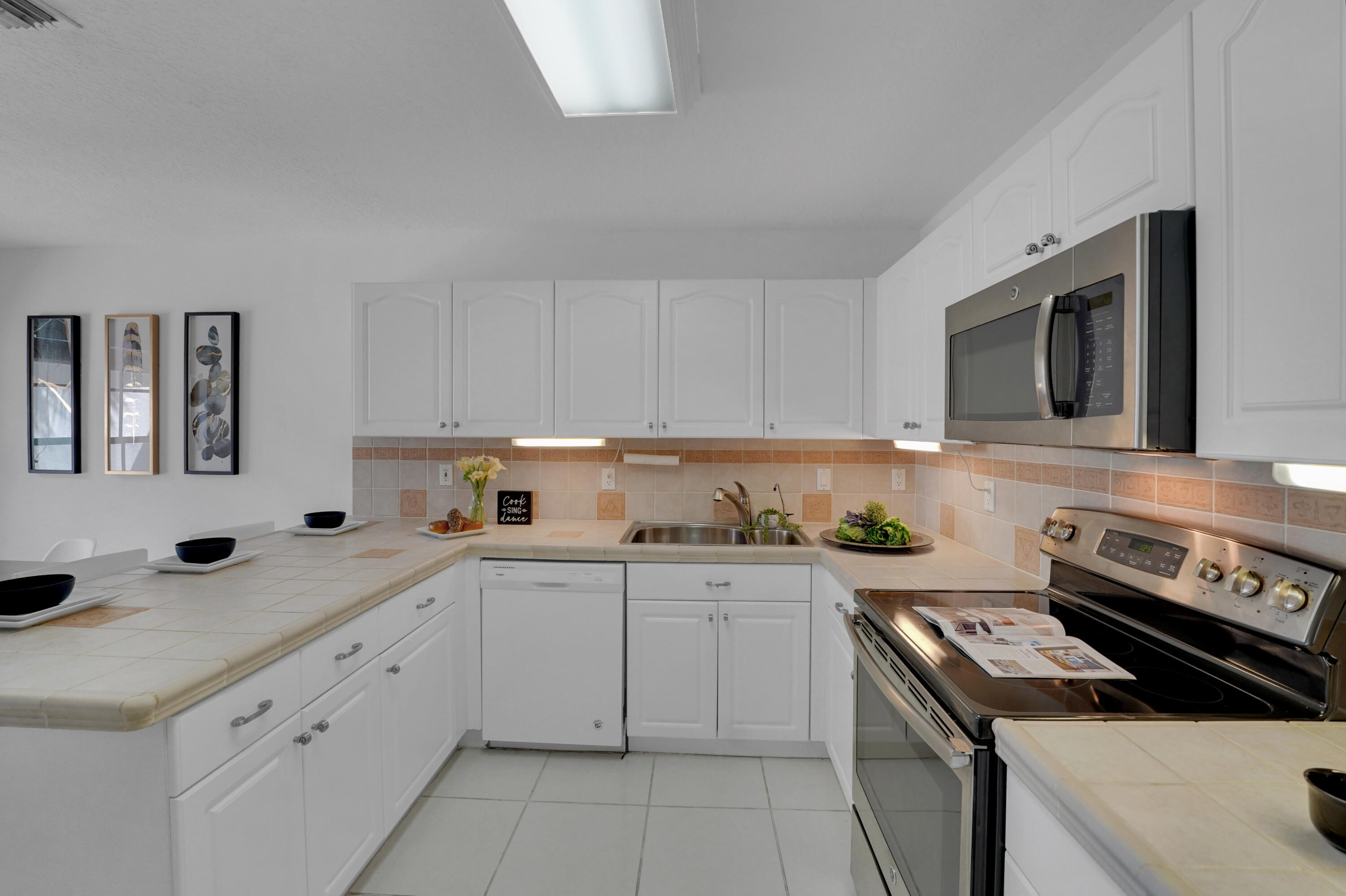MONTEGO BAY AT BOCA POINTE - Residential