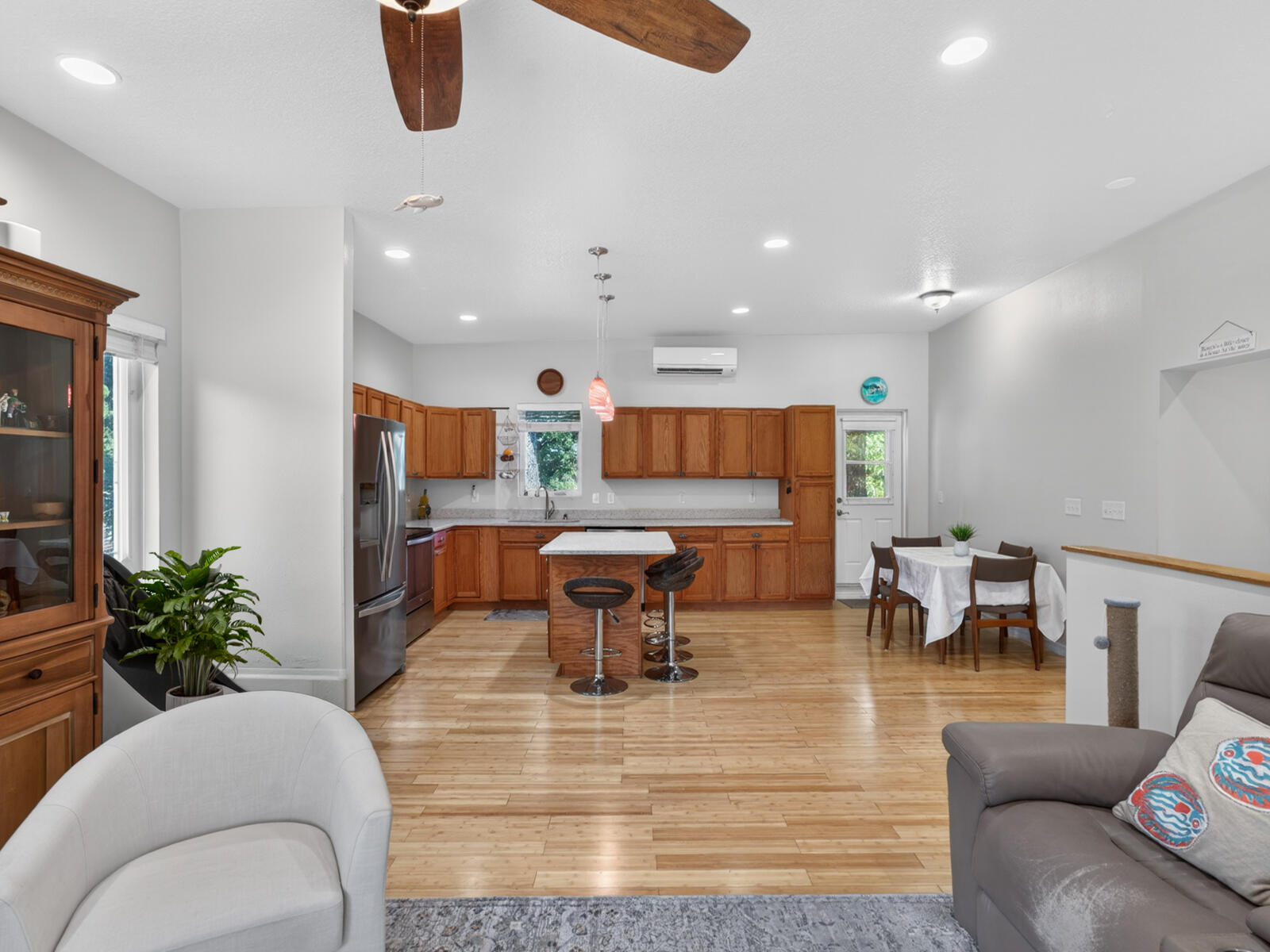 OCEANAIRE HEIGHTS UNIT NO. 2 - Residential