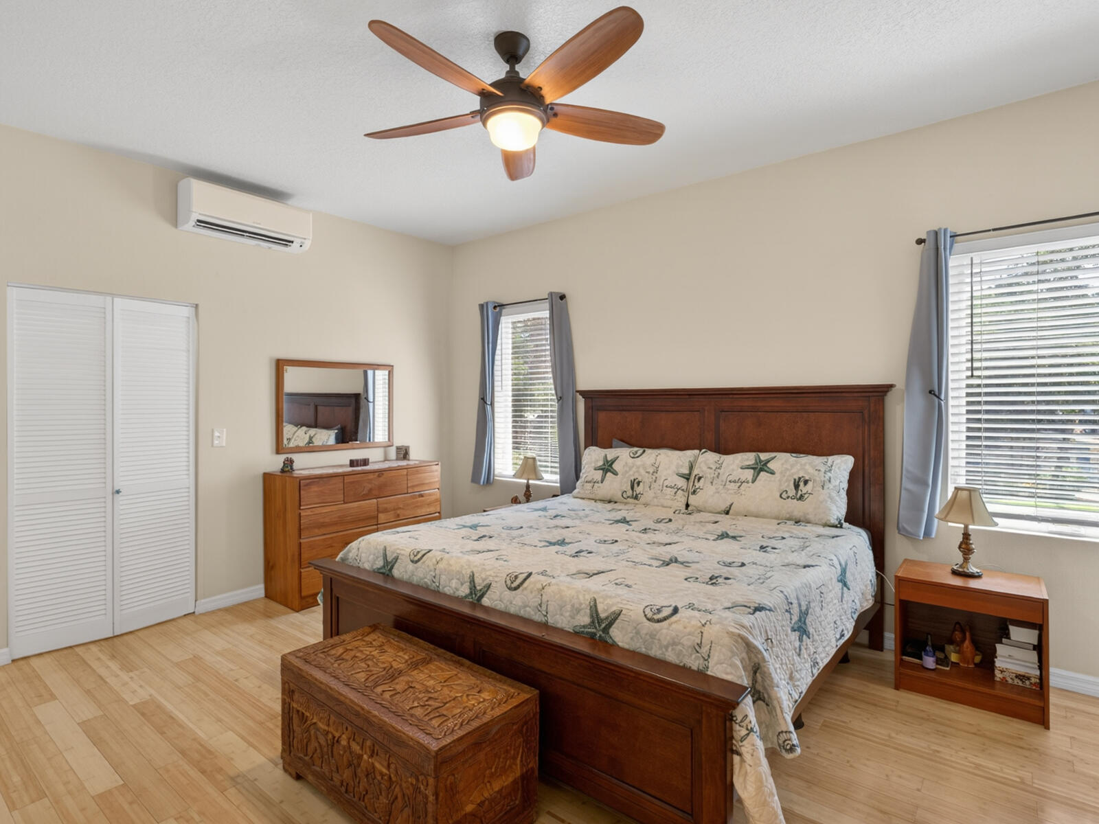 OCEANAIRE HEIGHTS UNIT NO. 2 - Residential